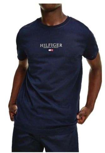 גם גברים מתלבשים בסטייל