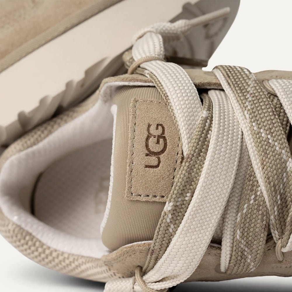 נעלי UGG Lowmel נשים