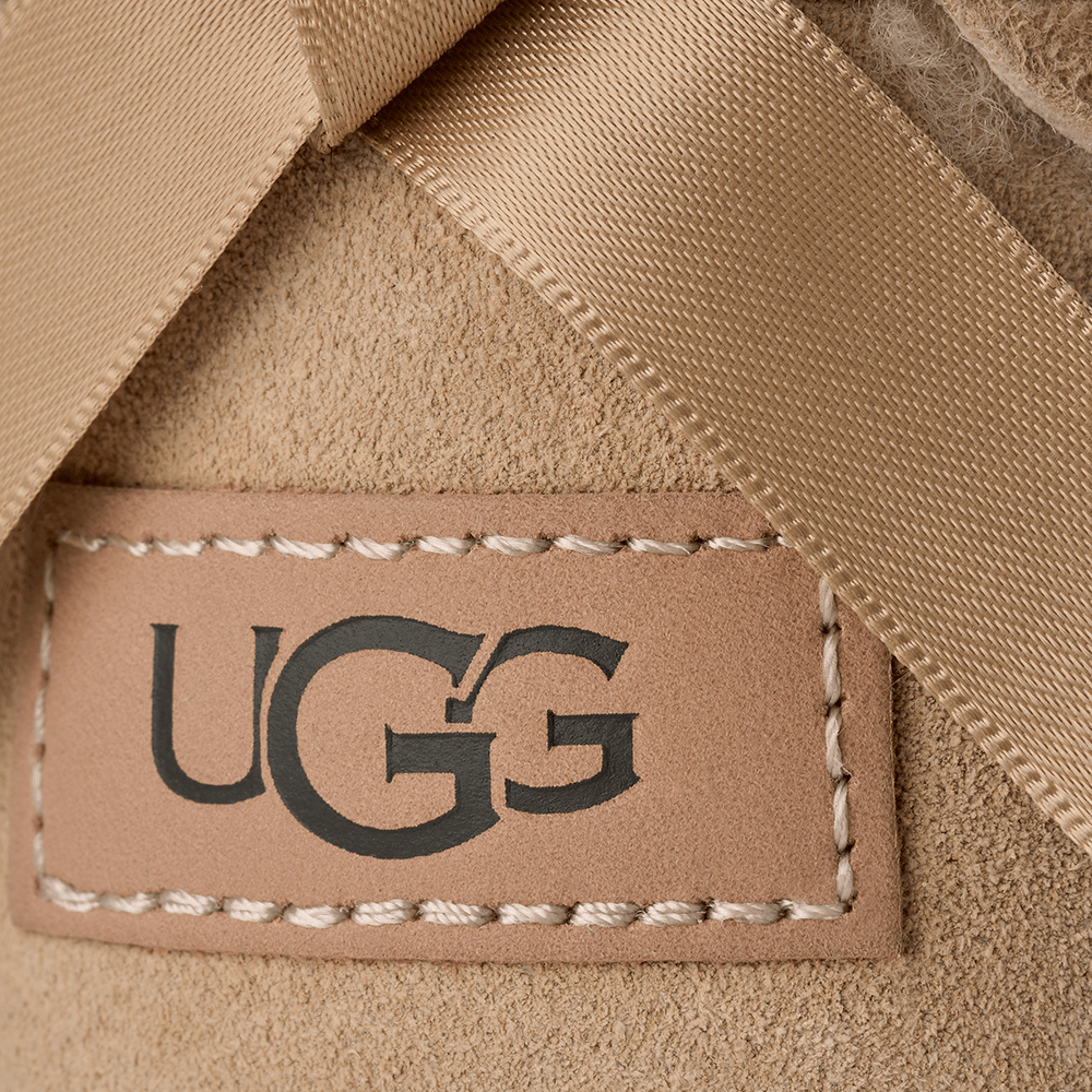 מגפי UGG Ultra Mini Bailey Bow נשים
