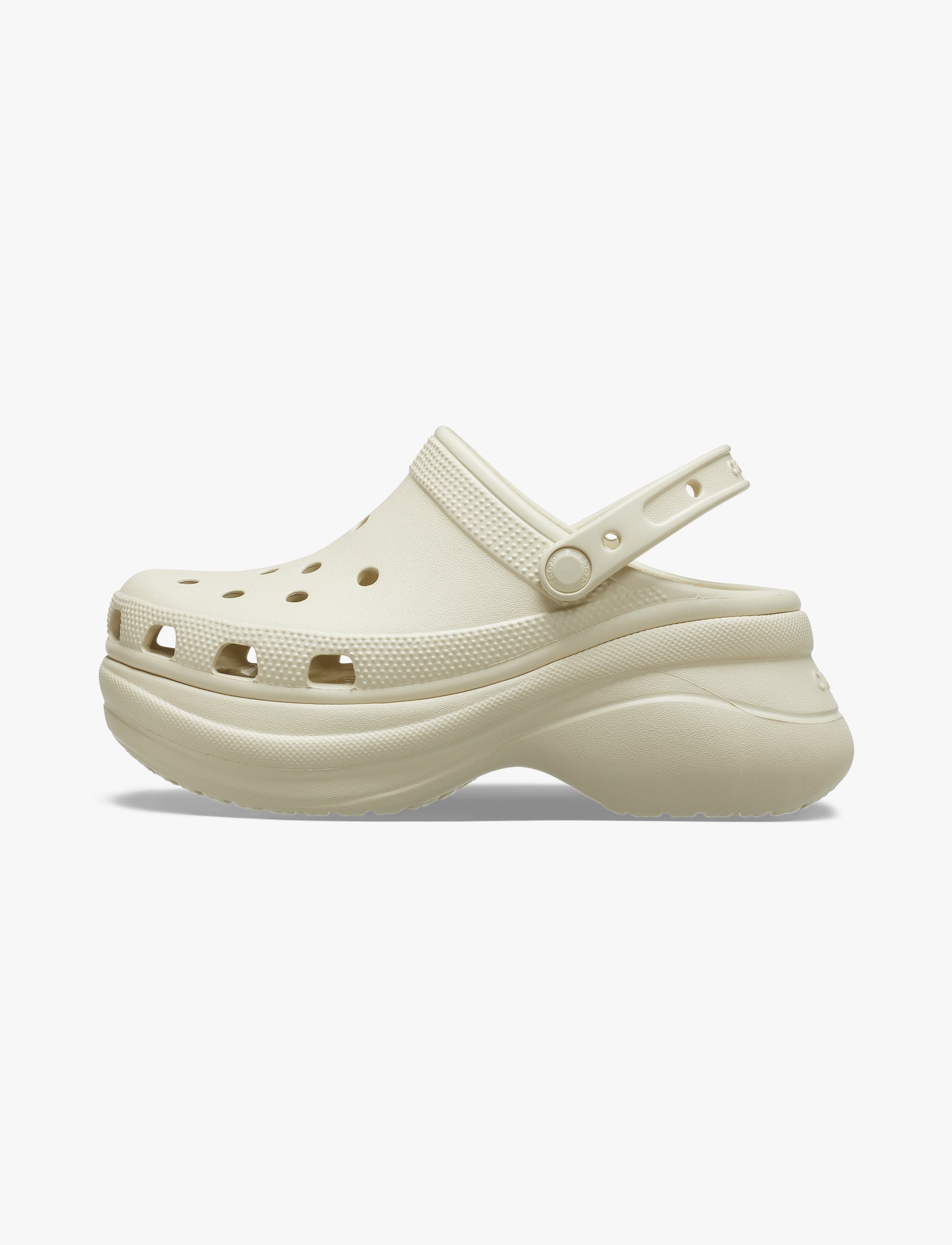 Crocs Classic Bae Clog - כפכפי פלטפורמה נשים קרוקס בצבע עצם