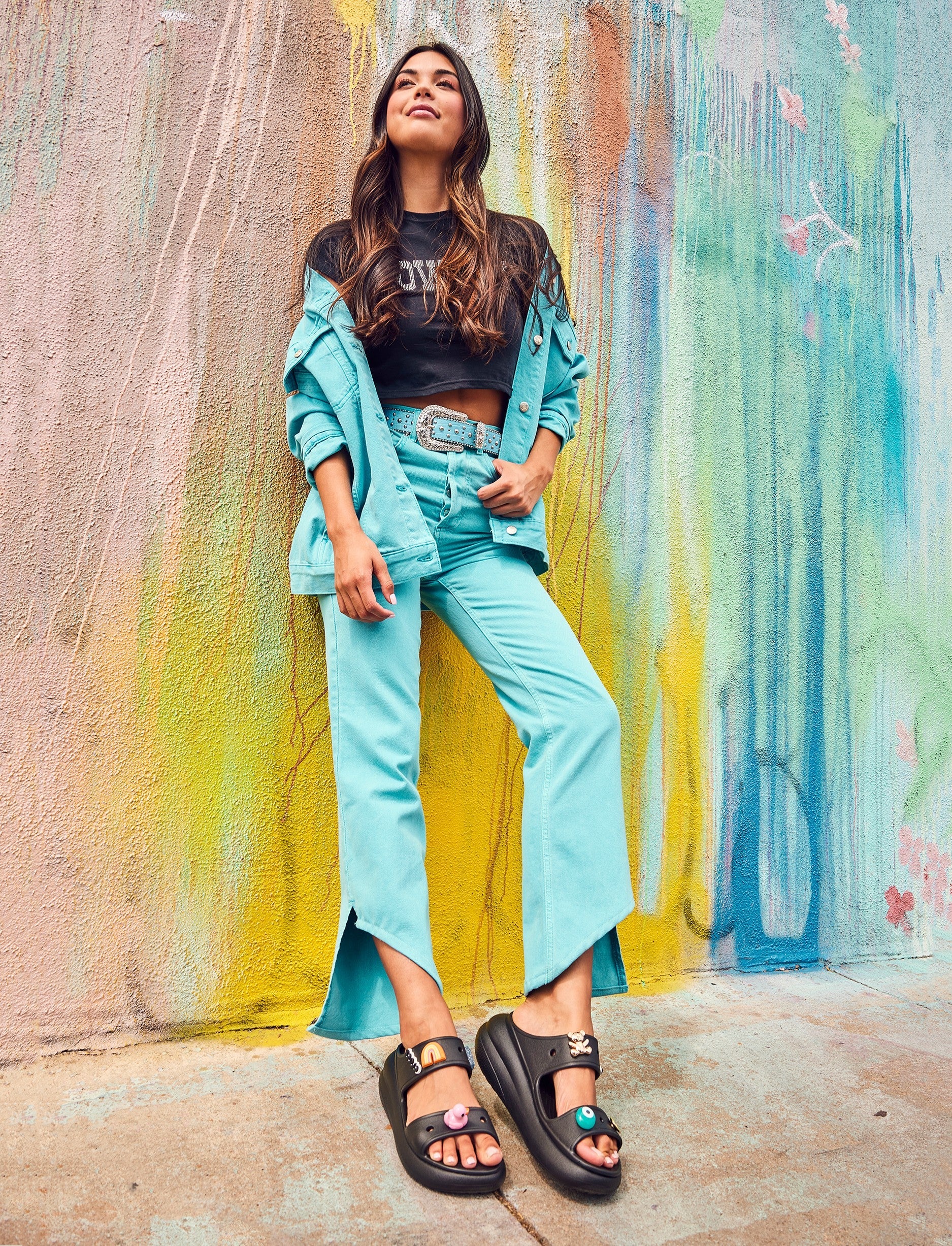 Crocs Classic Crush Sandal - כפכפי קראש קרוקס לנשים בצבע שחור