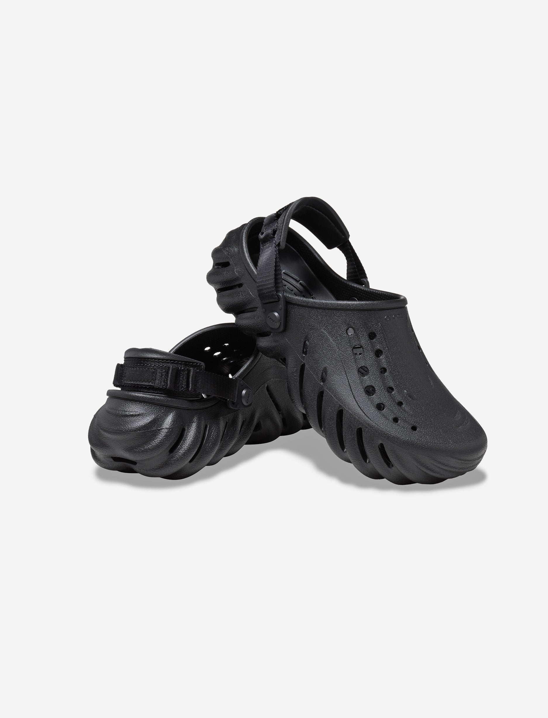 Crocs Echo Clog - כפכפי קלוג אקו קרוקס בצבע שחור