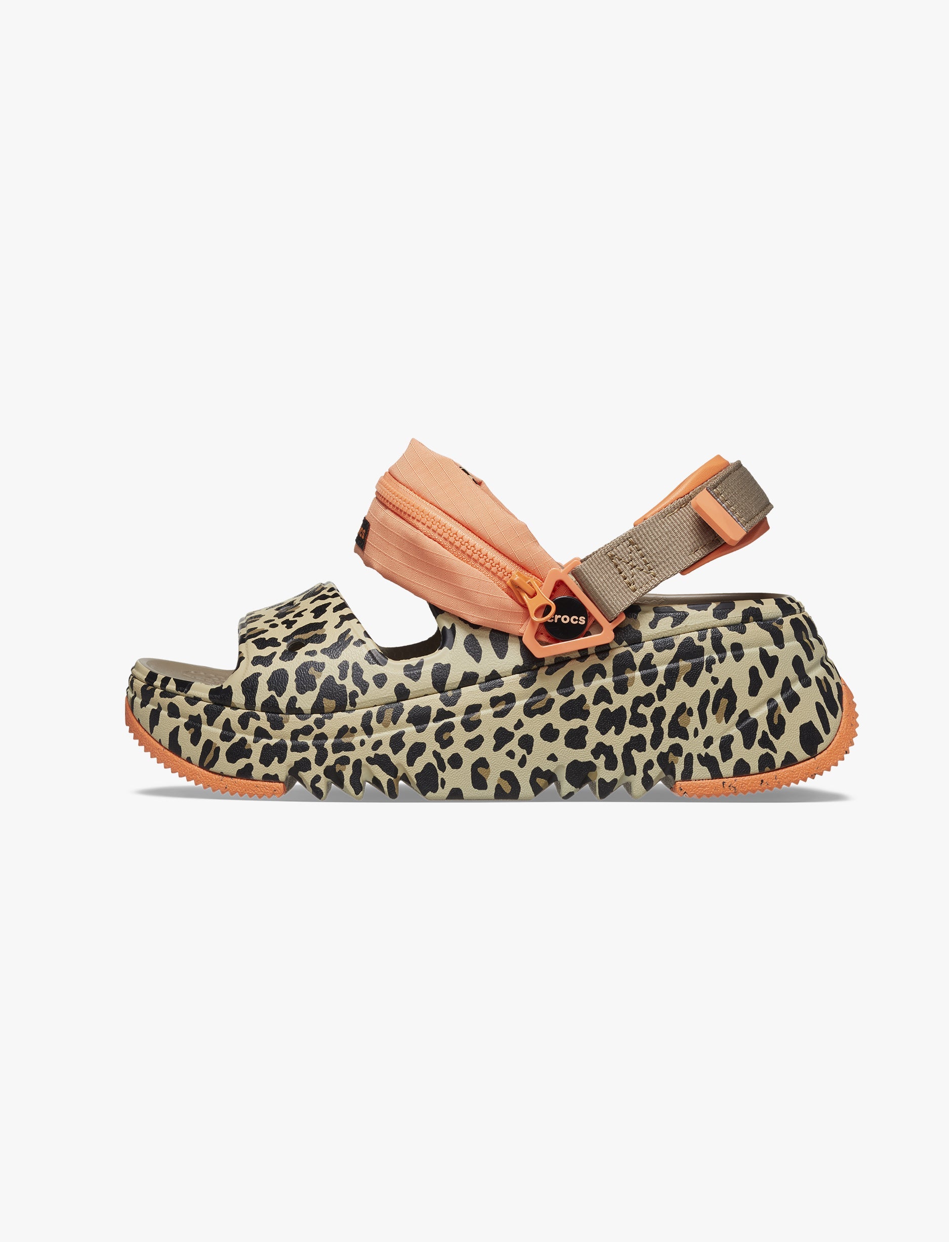 Crocs Classic Hiker Xscape Animal Print Sandal - סנדלי קרוקס פלטפורמה לנשים בצבע חאקי/לאופרד