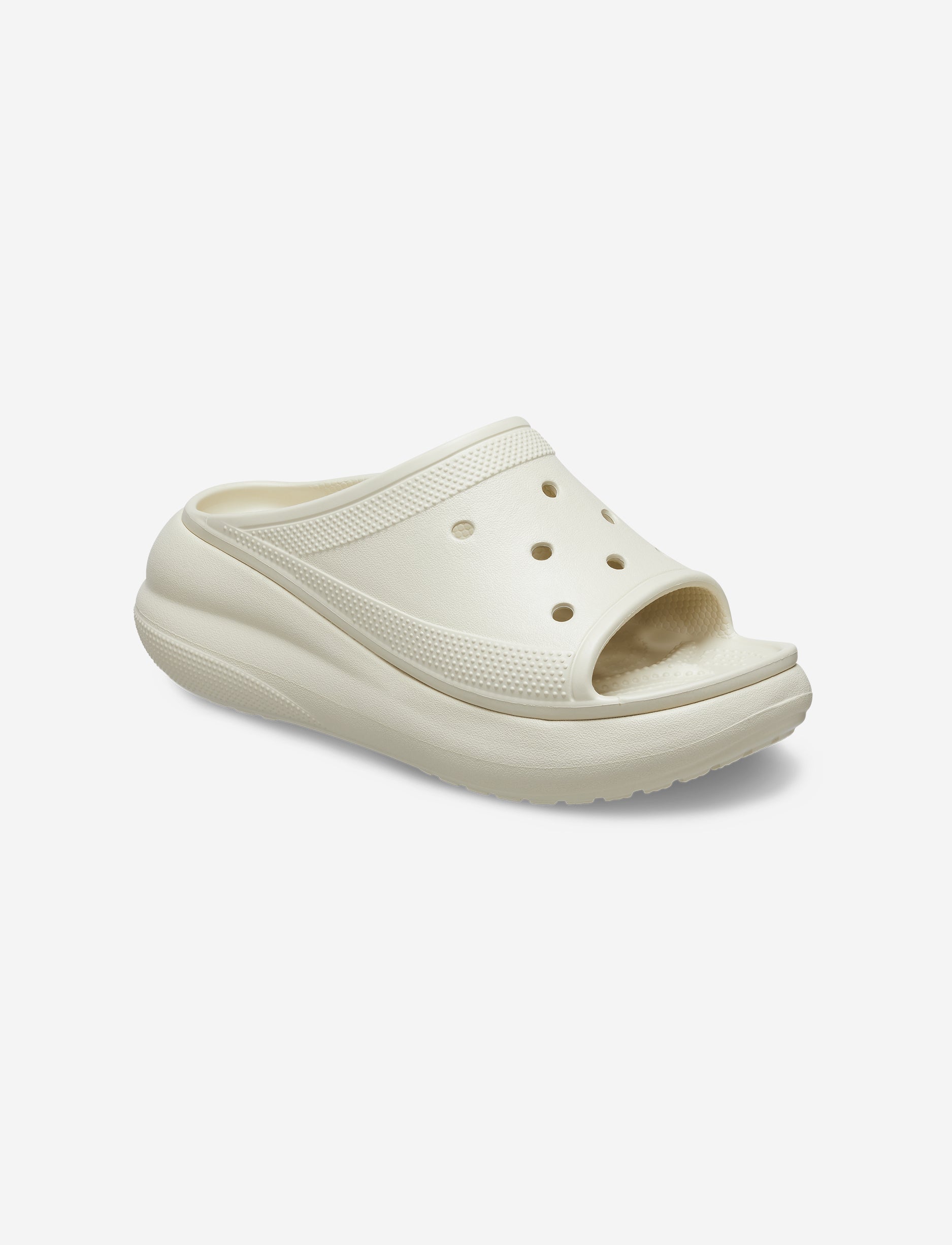 Crocs Crush Slide - כפכפי סלייד קרוקס קראש לנשים בצבע לבן קרם