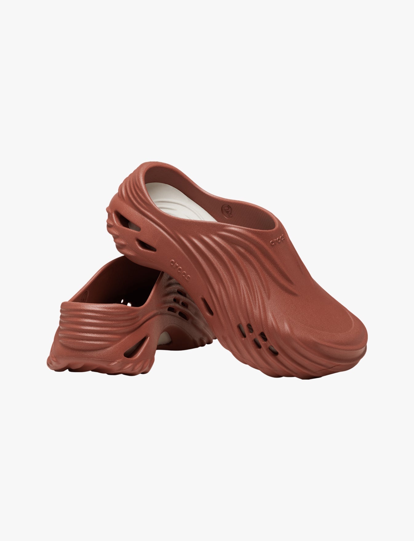 Crocs Echo Wave - כפכפי קרוקס אקו וויב בצבע חום
