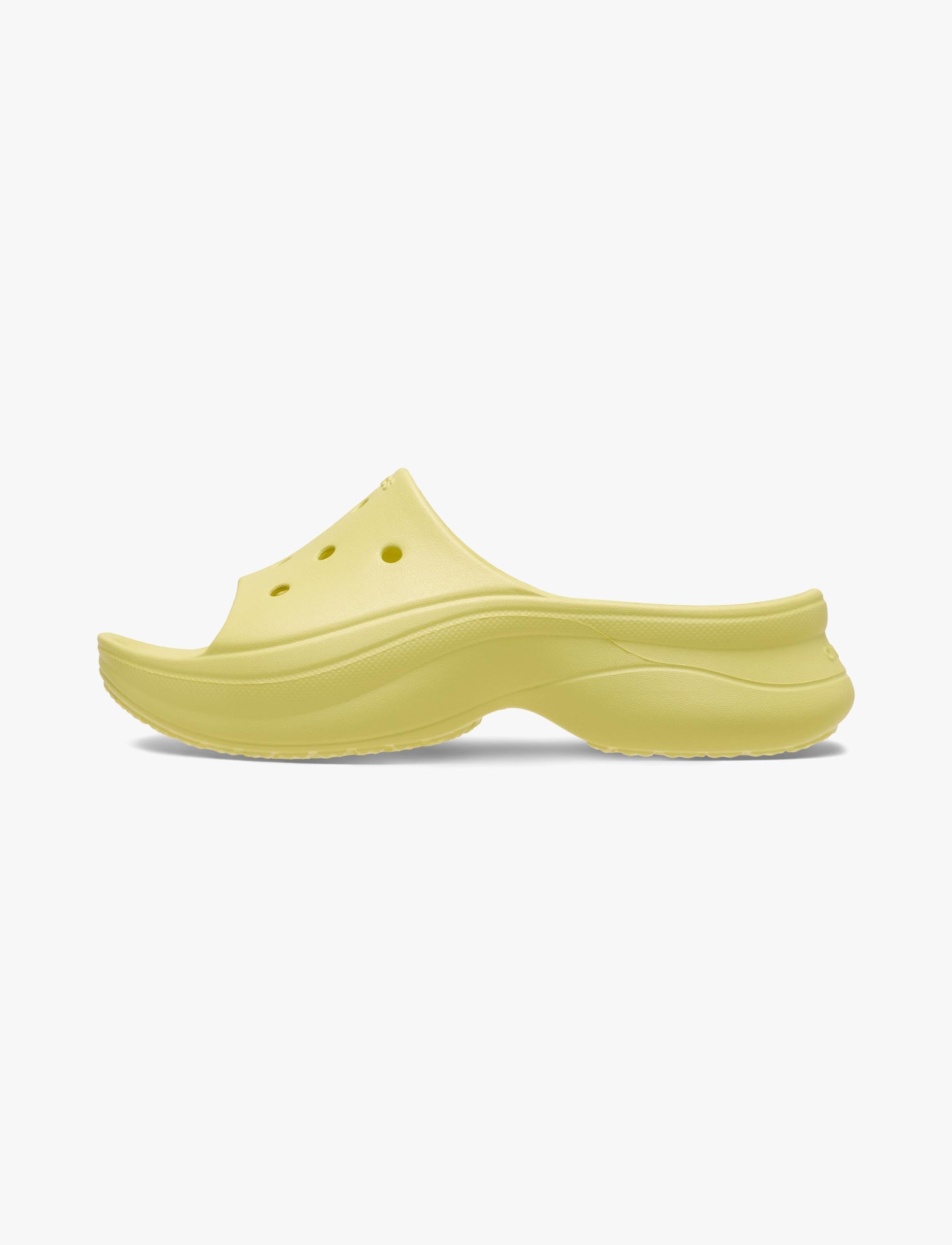 Crocs Bae Slide - כפכפי סלייד פלטפורמה קרוקס לנשים בצבע צהוב שושן