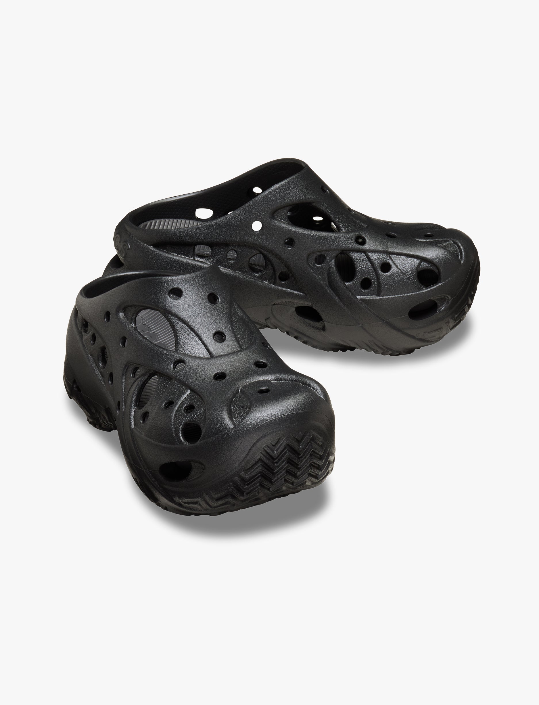 Crocs Caged Clog - כפכפי קרוקס פלטפורמה לנשים בצבע שחור