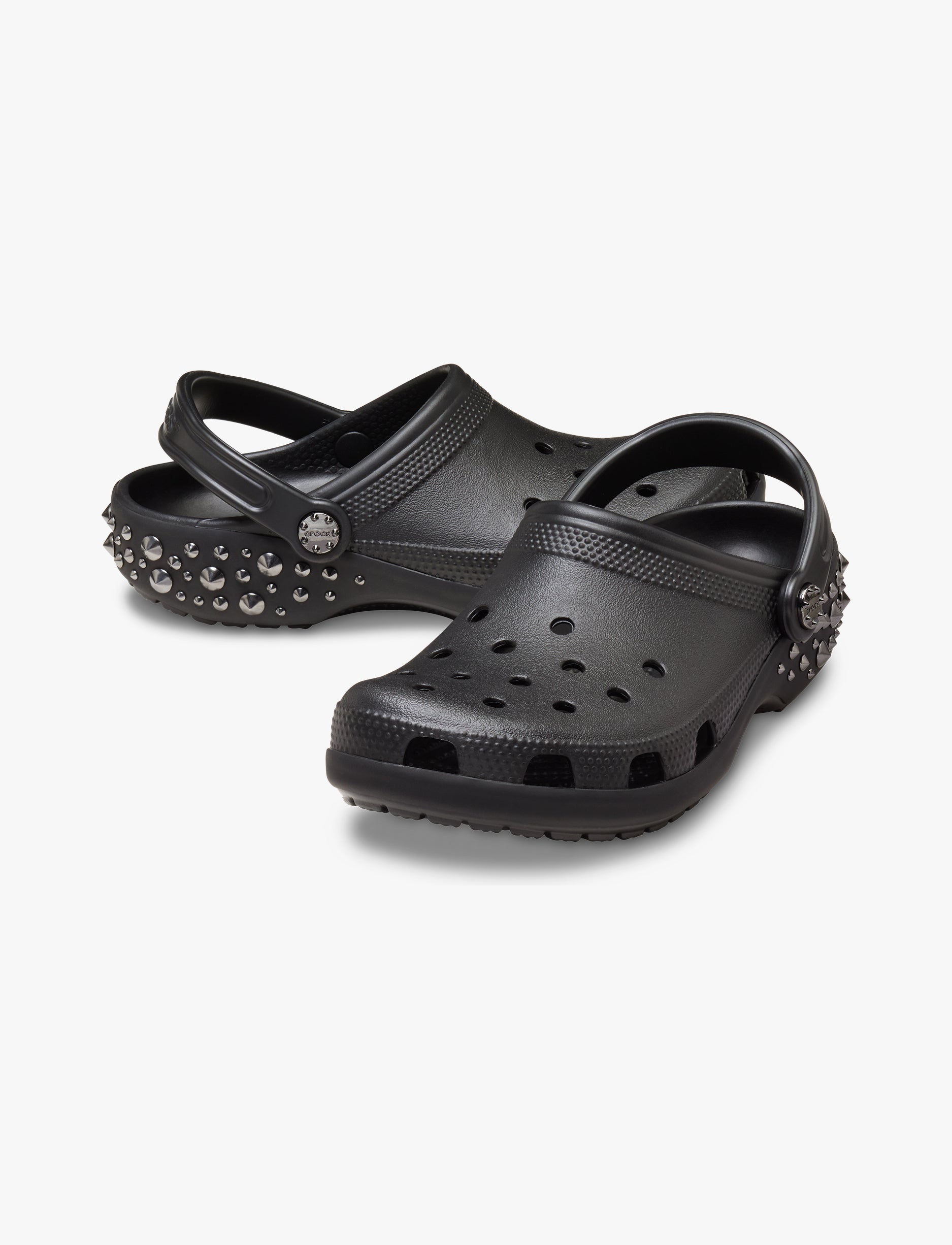 Crocs Classic Studded Clog - כפכפי קרוקס קלוג בעיטור ניטים בצבע שחור