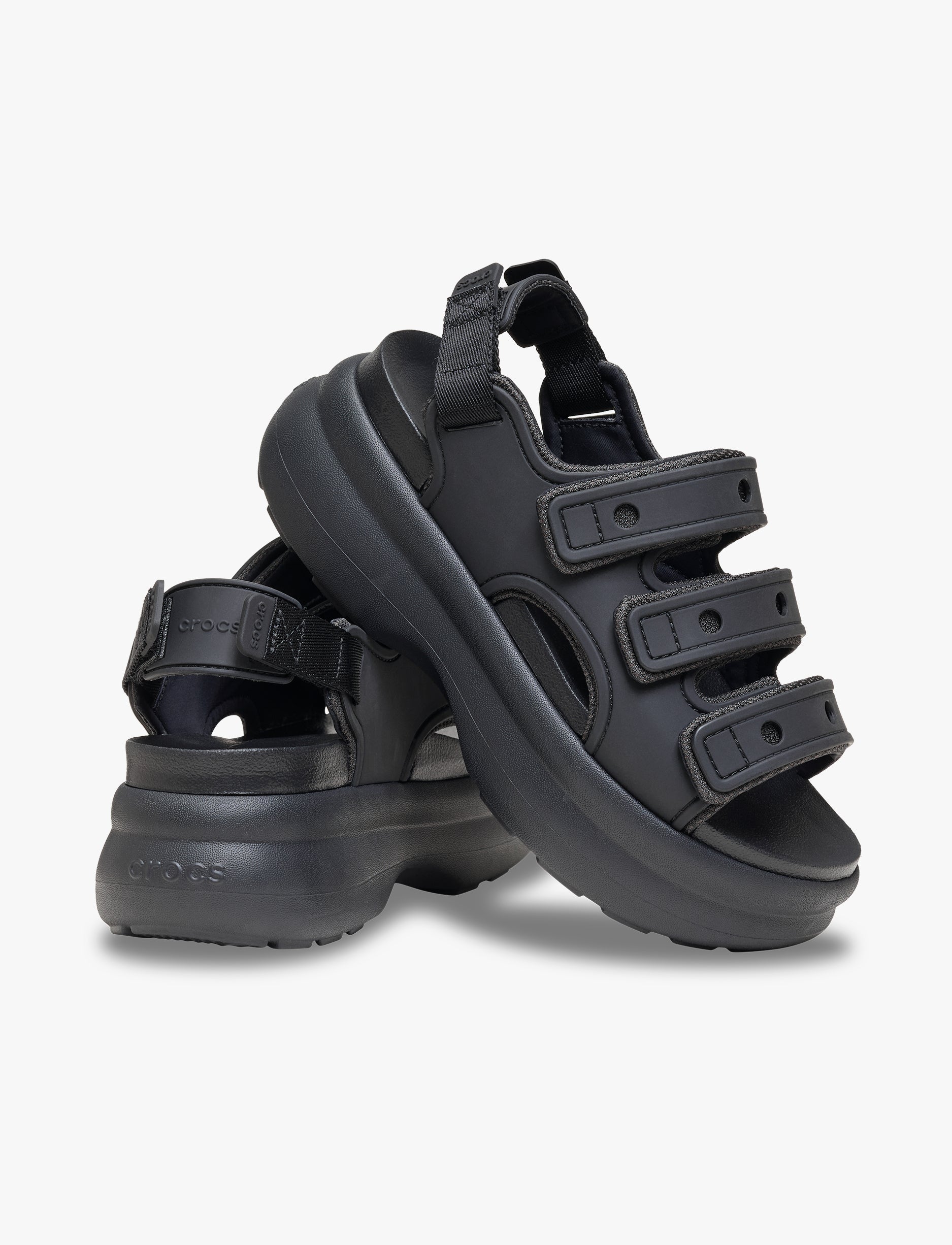 Crocs Soho Frosted Sport Sandal - סנדלי פלטפורמה קרוקס סוהו לנשים בצבע שחור