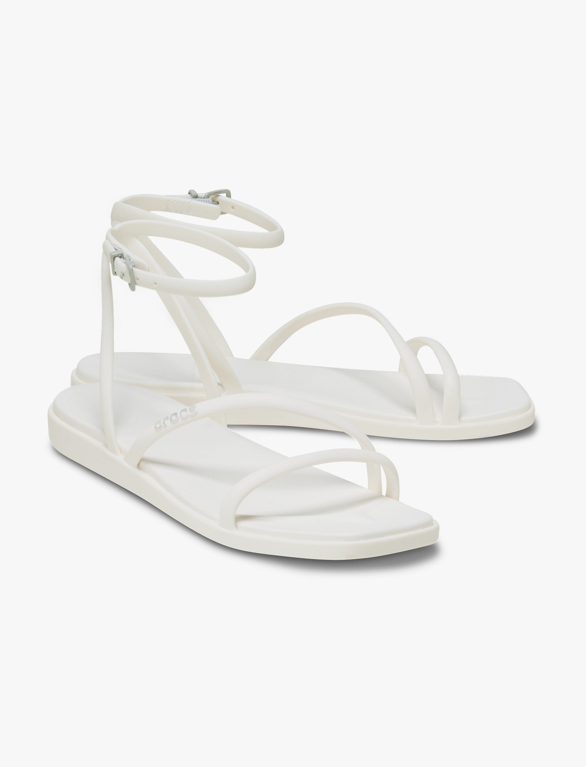Crocs Miami Ankle Strap Sanda l - סנדלי קרוקס מיאמי עם רצועת קרסול לנשים בצבע לבן גיר