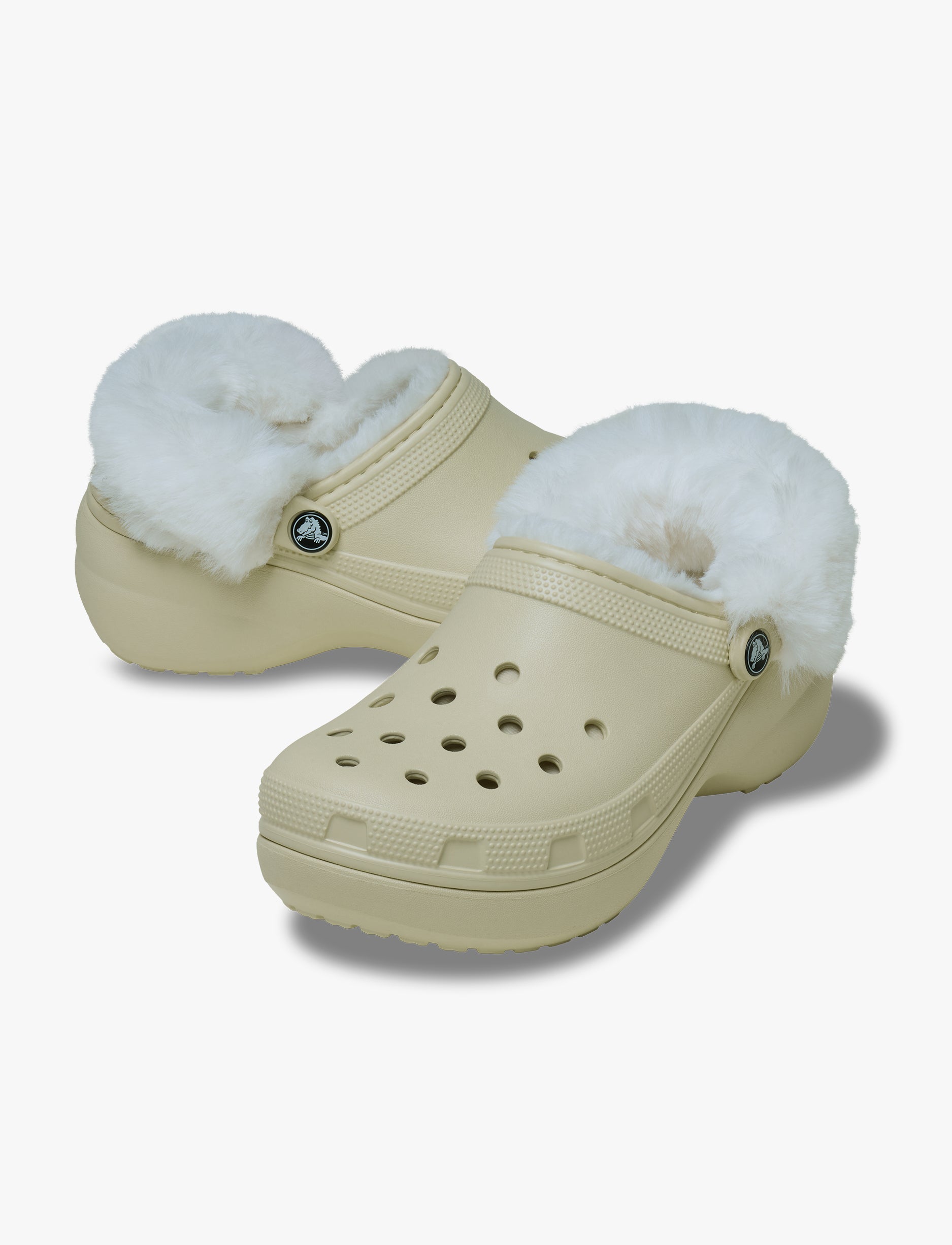 Crocs Classic Platform Fuzz Lined Clog - כפכפי קרוקס פלטפורמה פרוותיים לנשים בצבע קרם