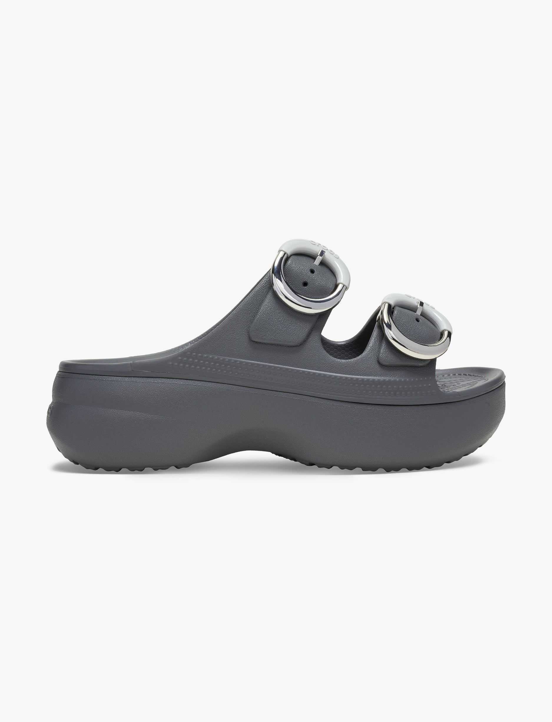 Crocs Saturday Platform Dipped Buckle Sandal - סנדלי פלטפורמה קרוקס לנשים בצבע אפור קרבון