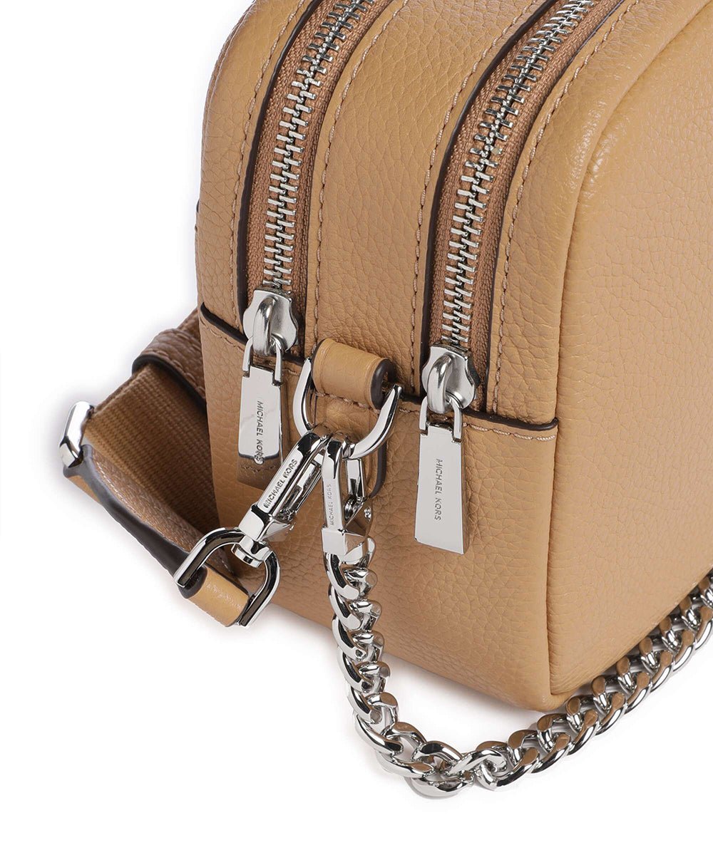 תיק מייקל קורס Bryant Medium Pebbled Leather Camera Crossbody נשים