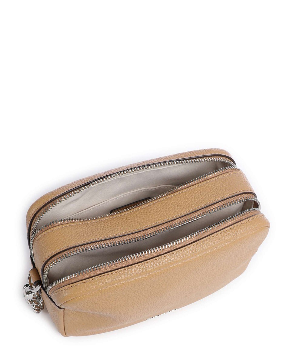 תיק מייקל קורס Bryant Medium Pebbled Leather Camera Crossbody נשים