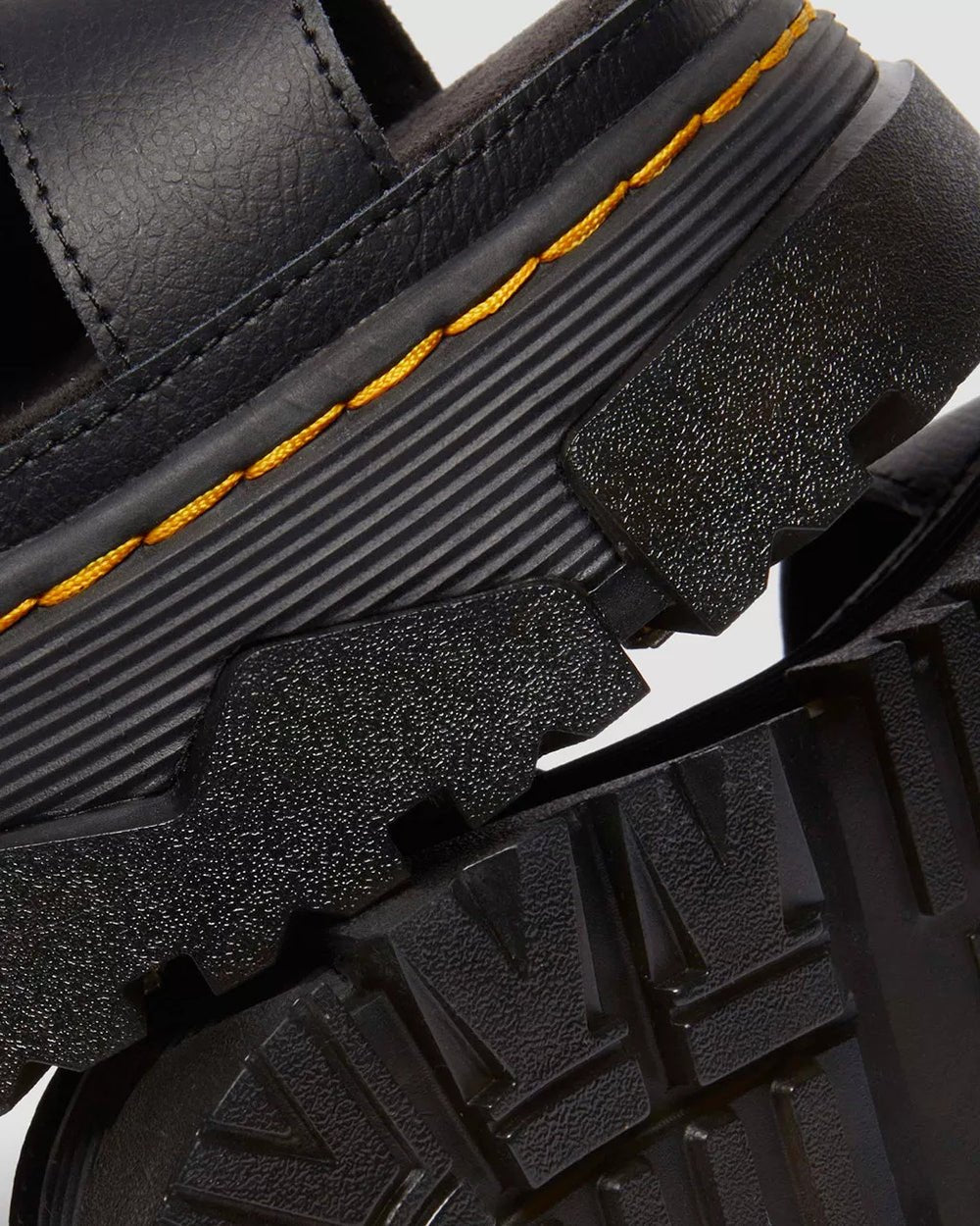 סנדלי ד"ר מרטינס Mattison 2S נשים