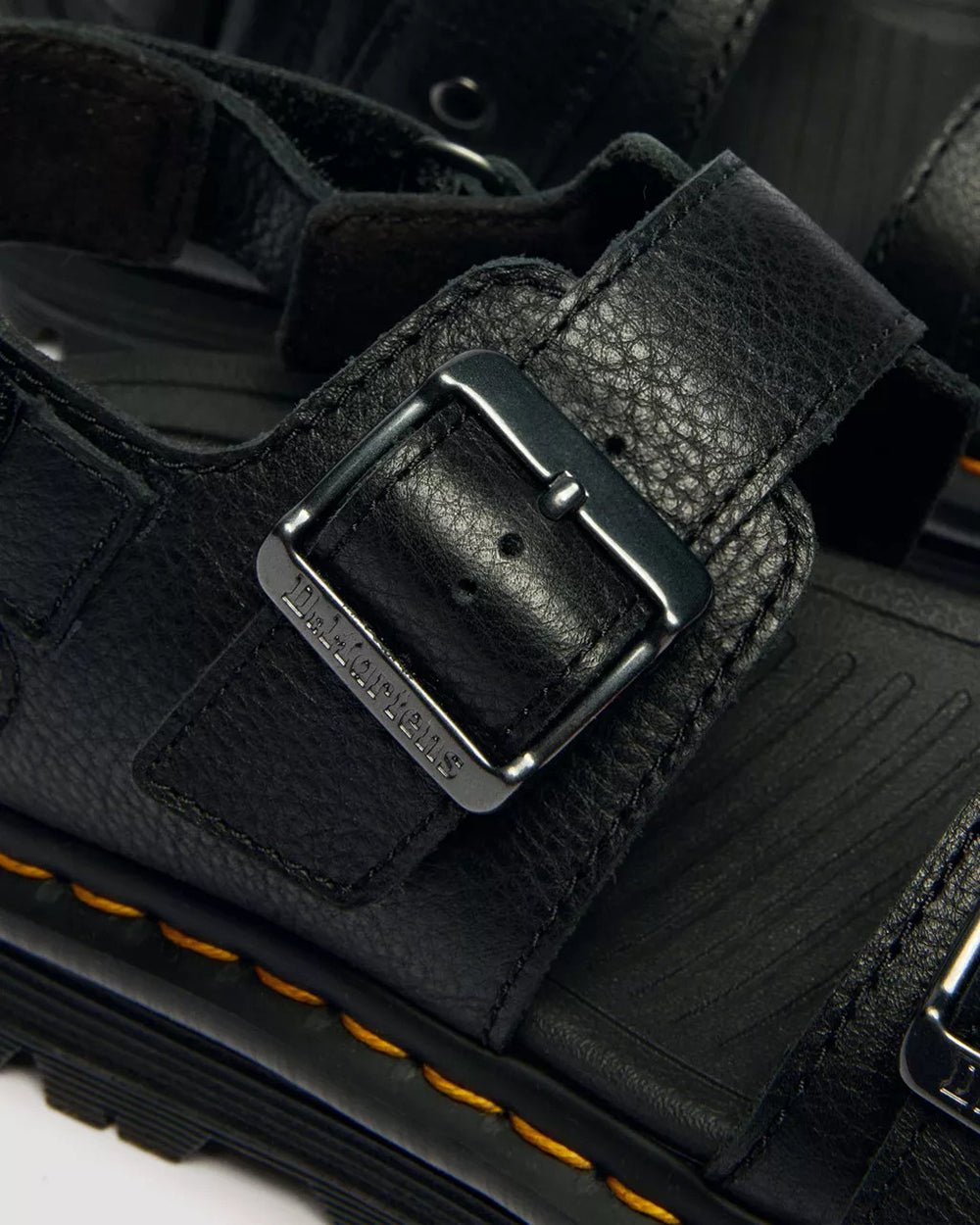 סנדלי ד"ר מרטינס Zebzag נשים