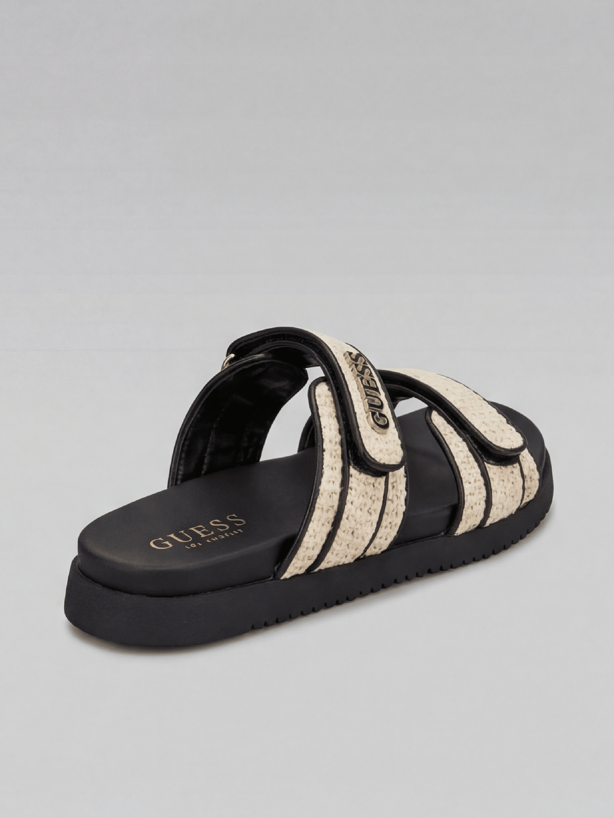 כפכפי Guess Teall5 נשים