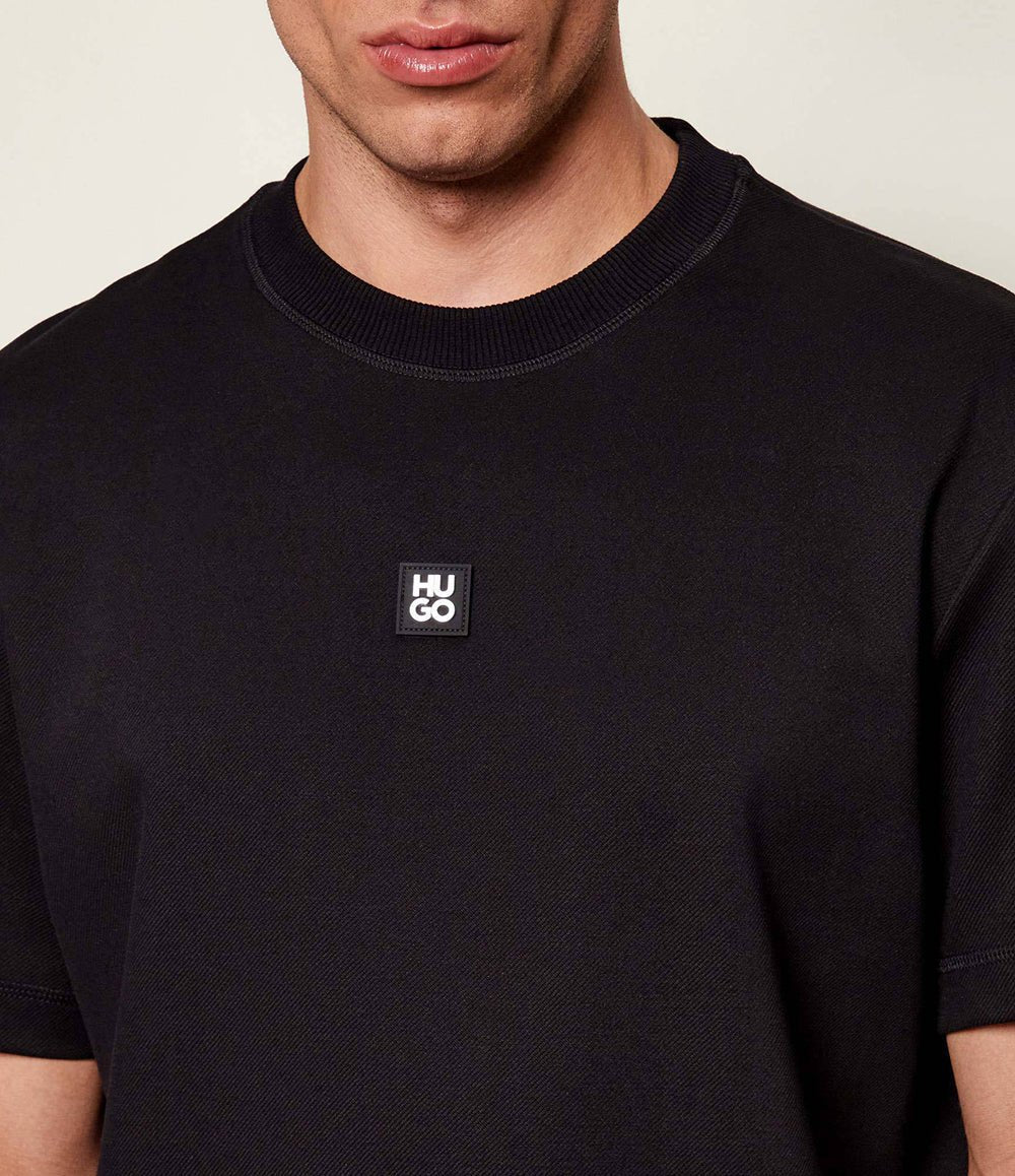 חולצת טישירט קצרה הוגו Stacked Logo גברים