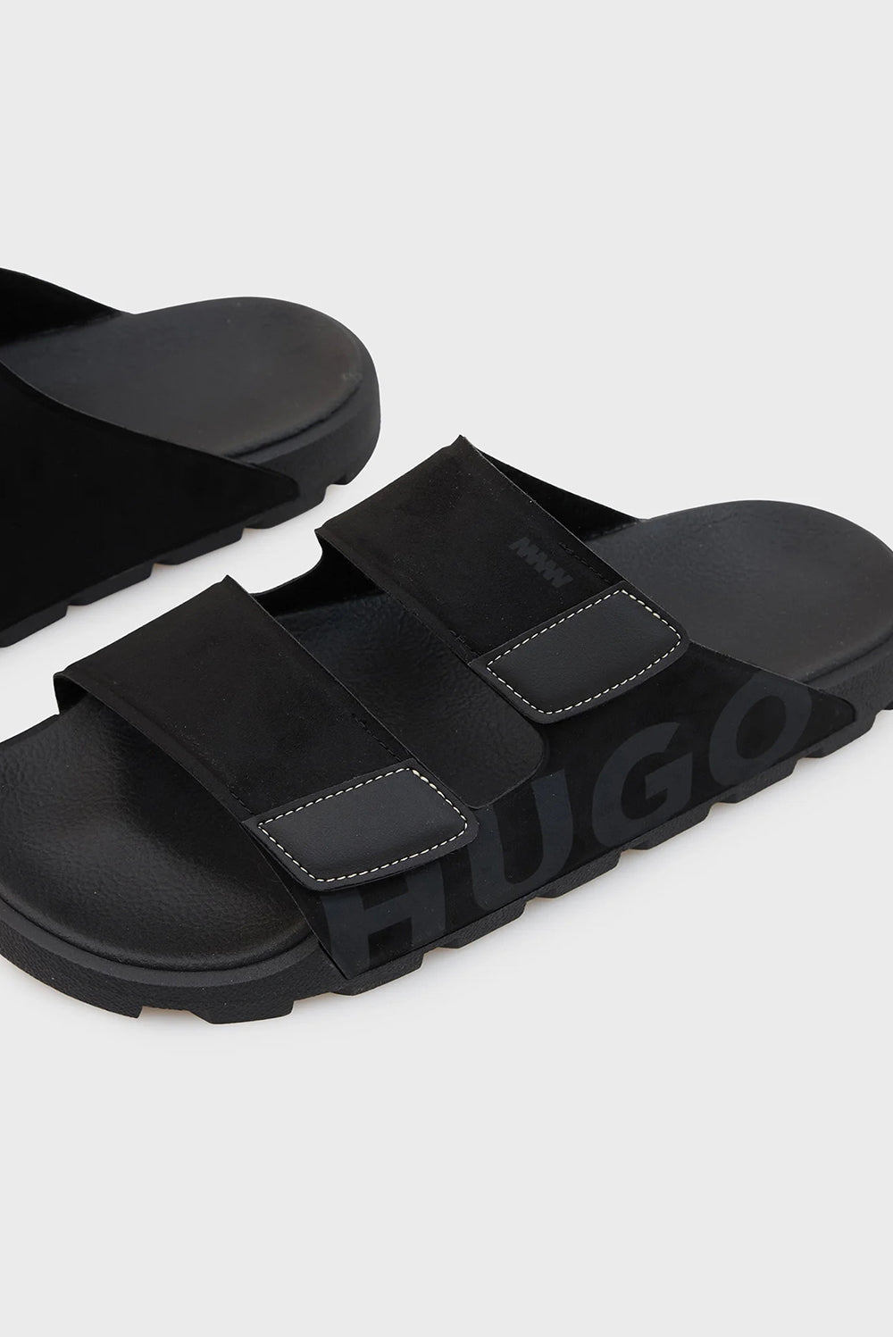 כפכפי הוגו Faux-Suede Slides With Logo Detailing גברים