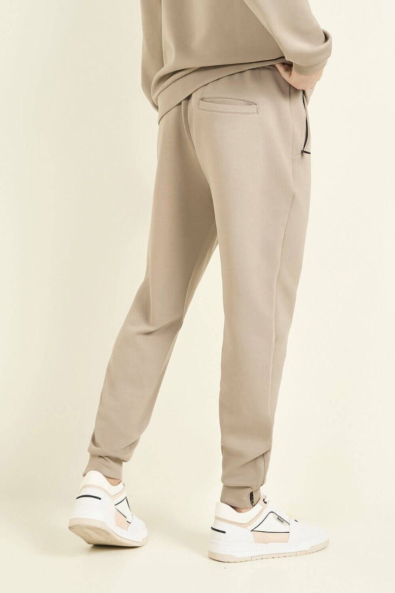 דגמ"ח באלר Embossed Logo גברים