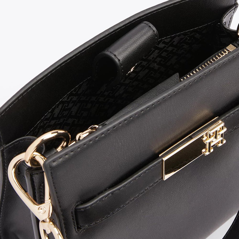 תיק טומי הילפיגר Heritage Stud Satchel נשים
