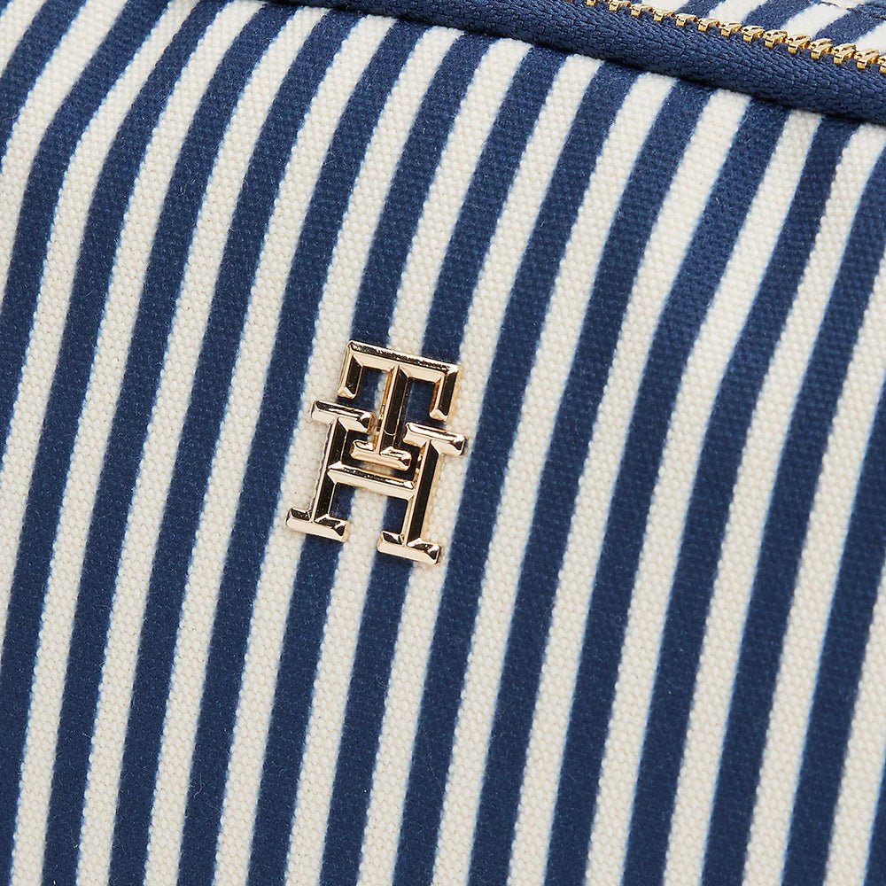 תיק טומי הילפיגר Stripe Crossbody Camera נשים