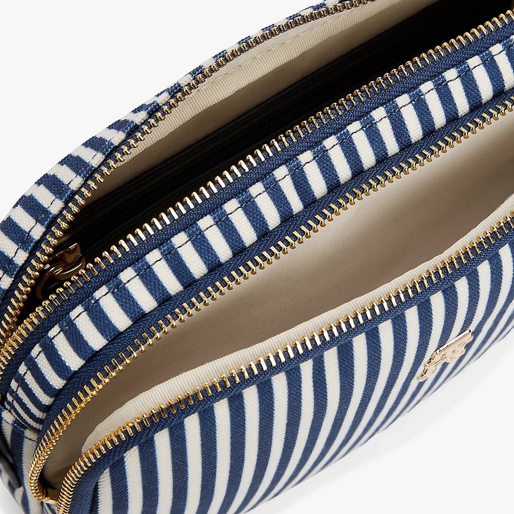 תיק טומי הילפיגר Stripe Crossbody Camera נשים