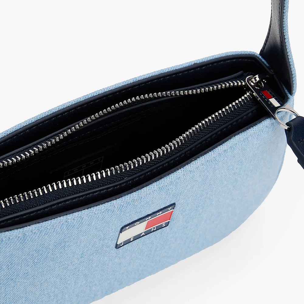 תיק טומי הילפיגר Essential Denim Shoulder נשים