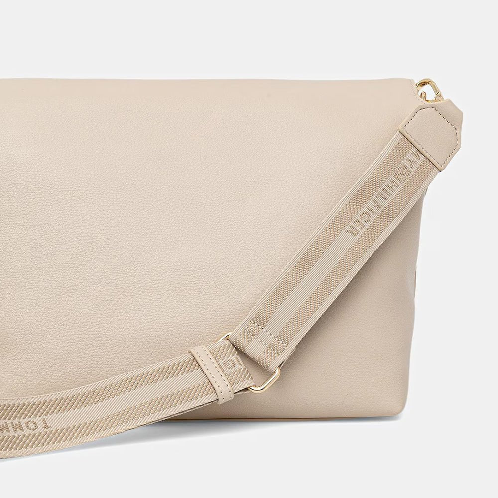 תיק טומי הילפיגר Logotape Med Crossover נשים