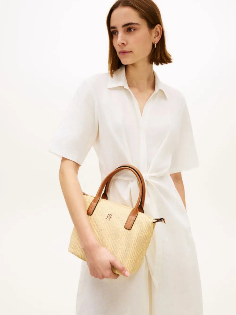 תיק טומי הילפיגר Raffia Crossbody Tote נשים