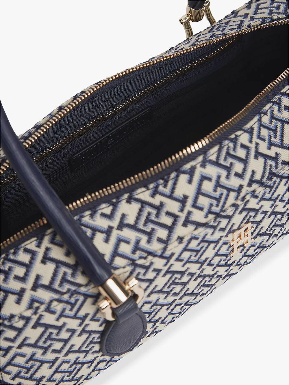 תיק טומי הילפיגר Textile Jacquard Rectangular Shoulder נשים