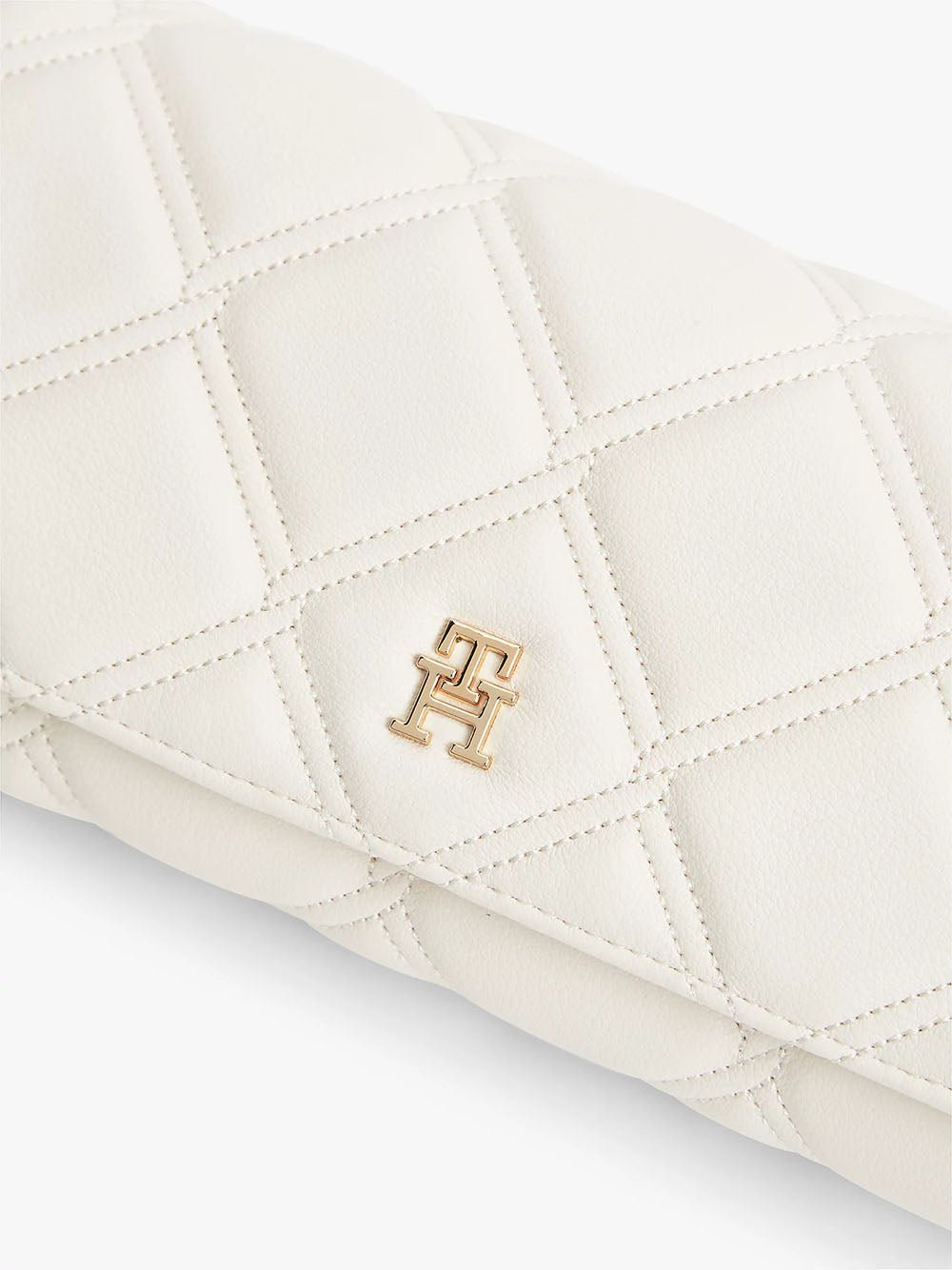 תיק טומי הילפיגר Quilted TH Monogram Chain Strap נשים