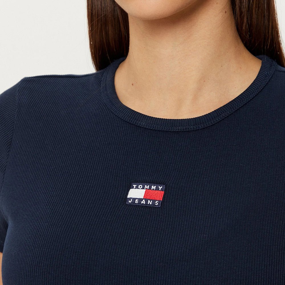 חולצת טישירט קצרה טומי הילפיגר Slim Badge Rib Tee נשים