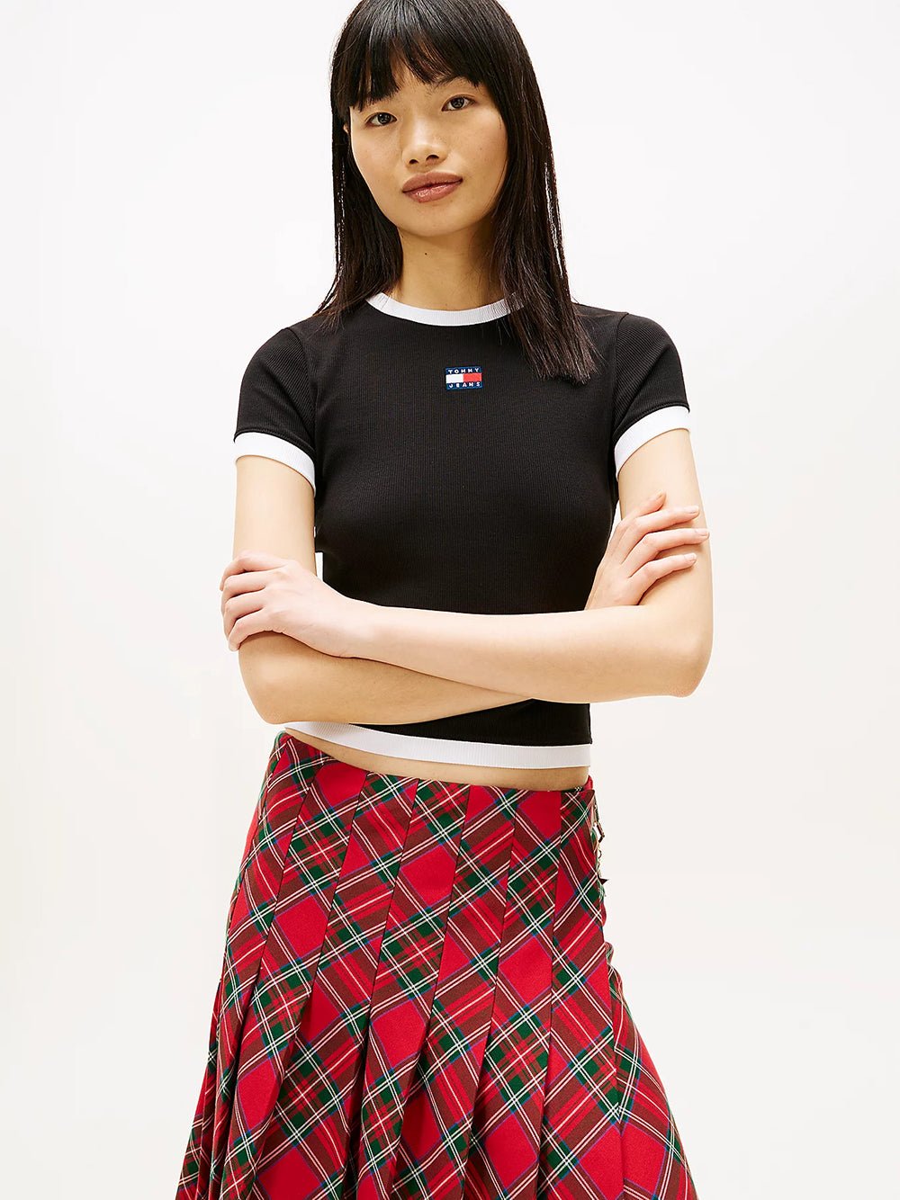 חולצת טישירט קצרה טומי הילפיגר Badge Ribbed Slim נשים