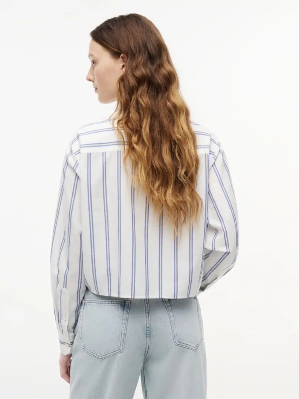 חולצה מכופתרת טומי הילפיגר Relaxed Fit Twill Cropped נשים