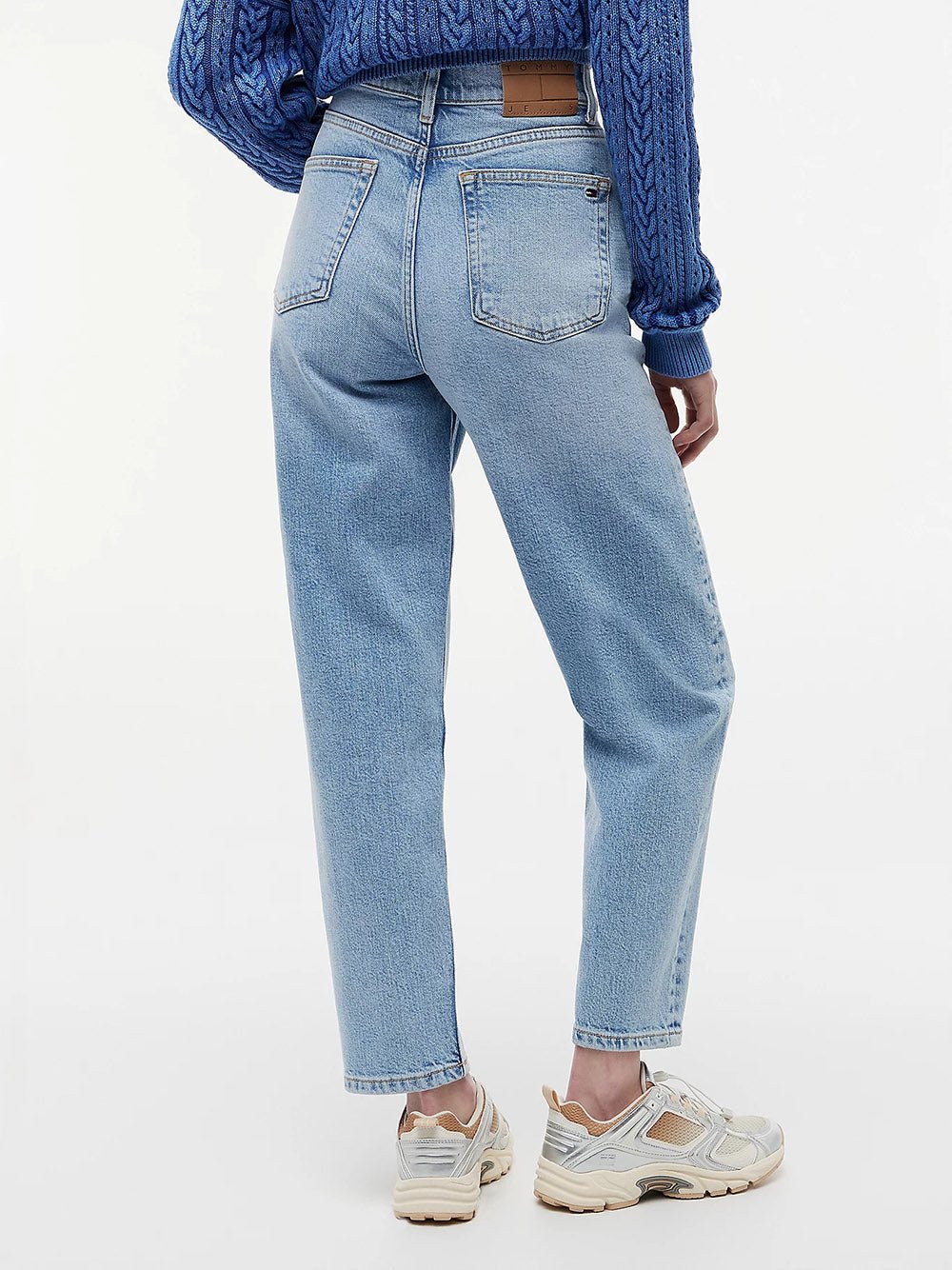 ג'ינס טומי הילפיגר Ultra High Rise Tapered Leg Mom נשים