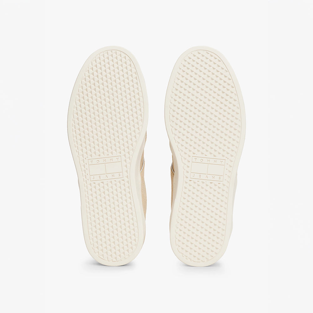 נעלי טומי הילפיגר The Greenwich Suede Trainers נשים