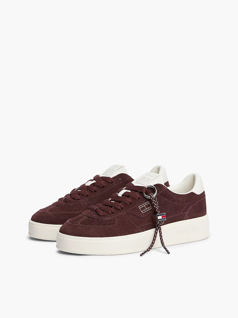 נעלי טומי הילפיגר The Greenwich Suede Logo Charm Trainers נשים - thr-EN0EN03122-GSA-36