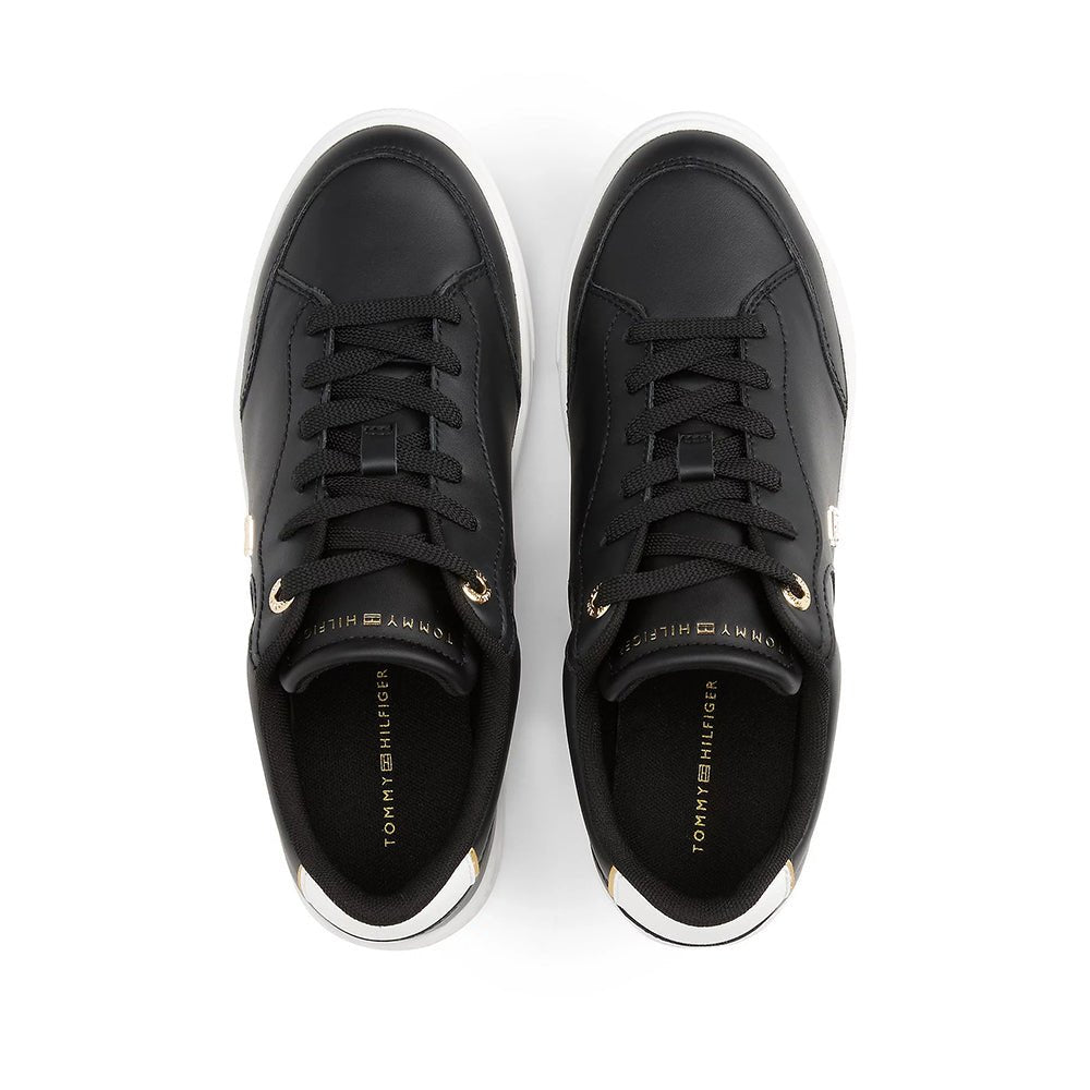 נעלי טומי הילפיגר Leather TH Monogram Court נשים