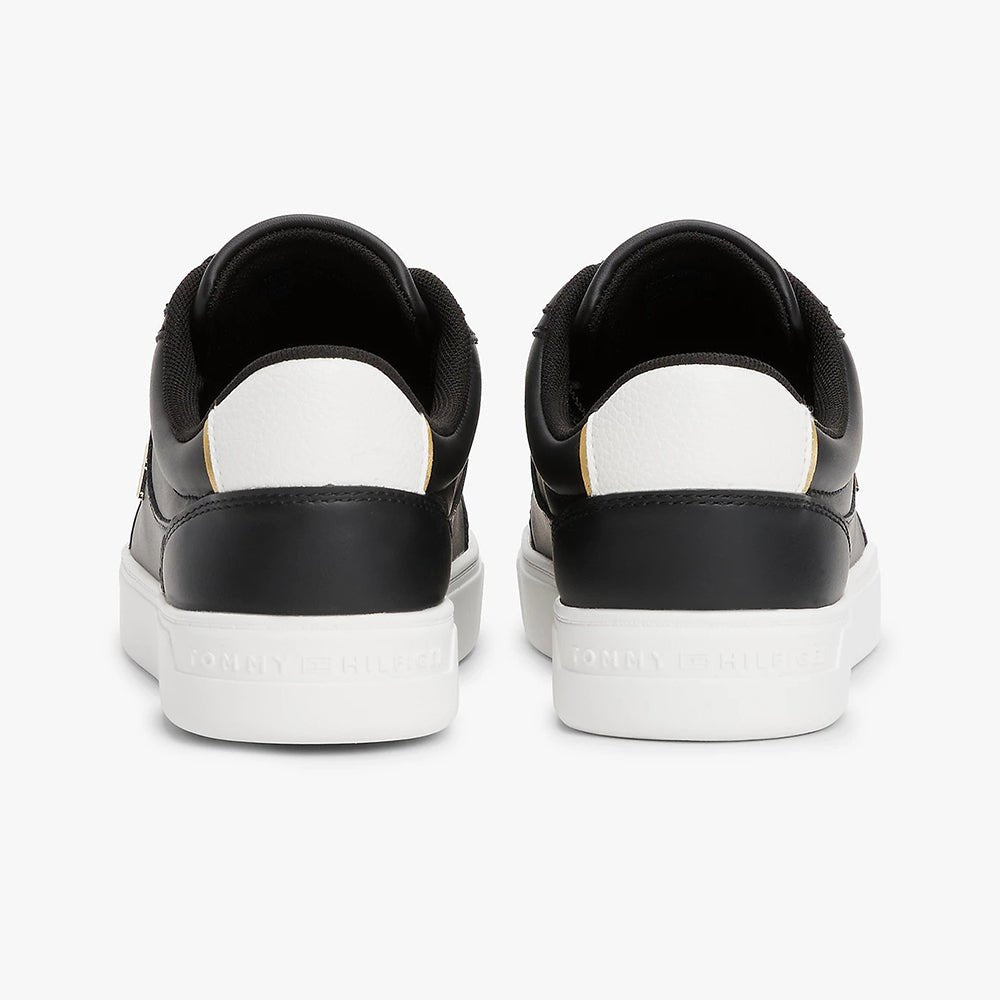 נעלי טומי הילפיגר Leather TH Monogram Court נשים