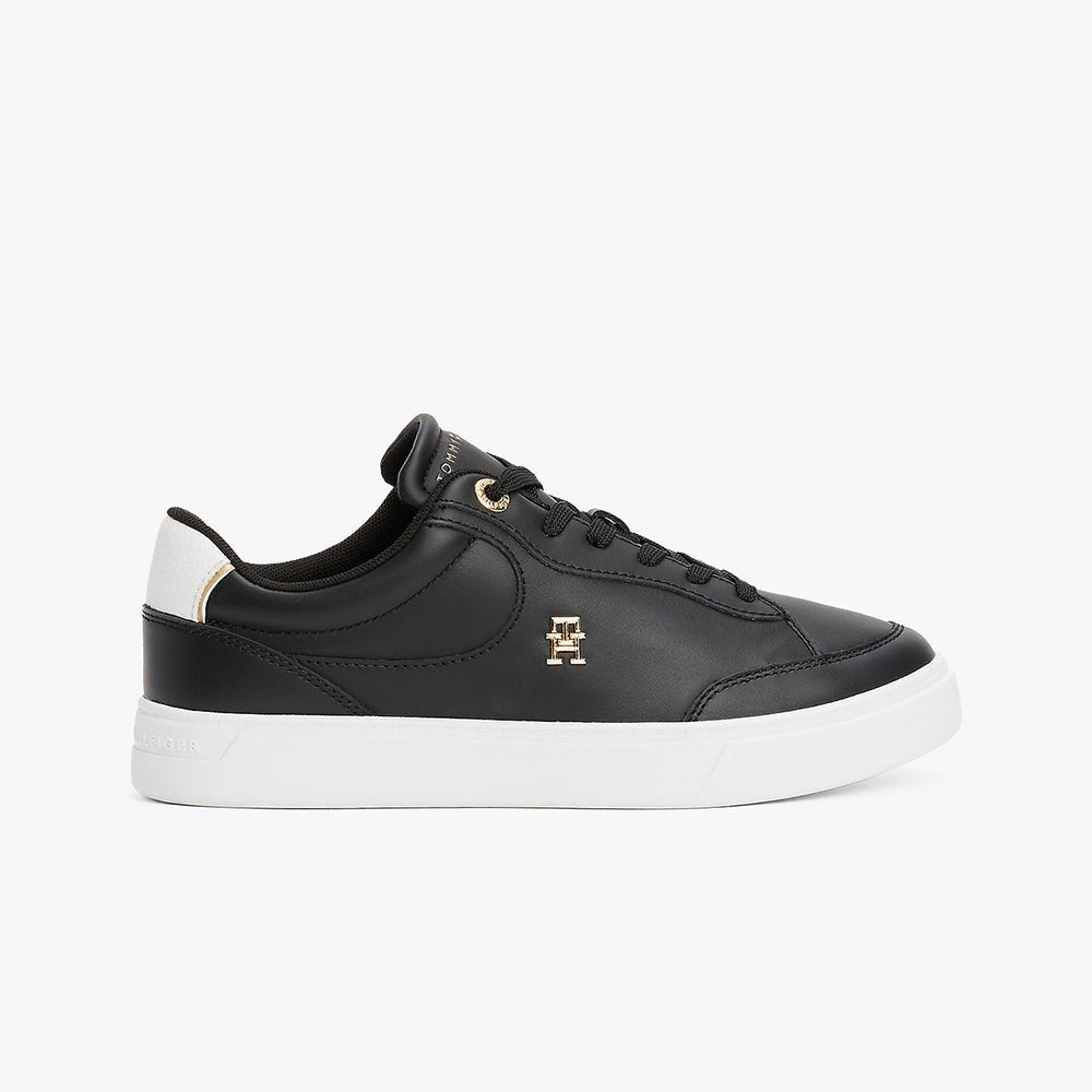 נעלי טומי הילפיגר Leather TH Monogram Court נשים