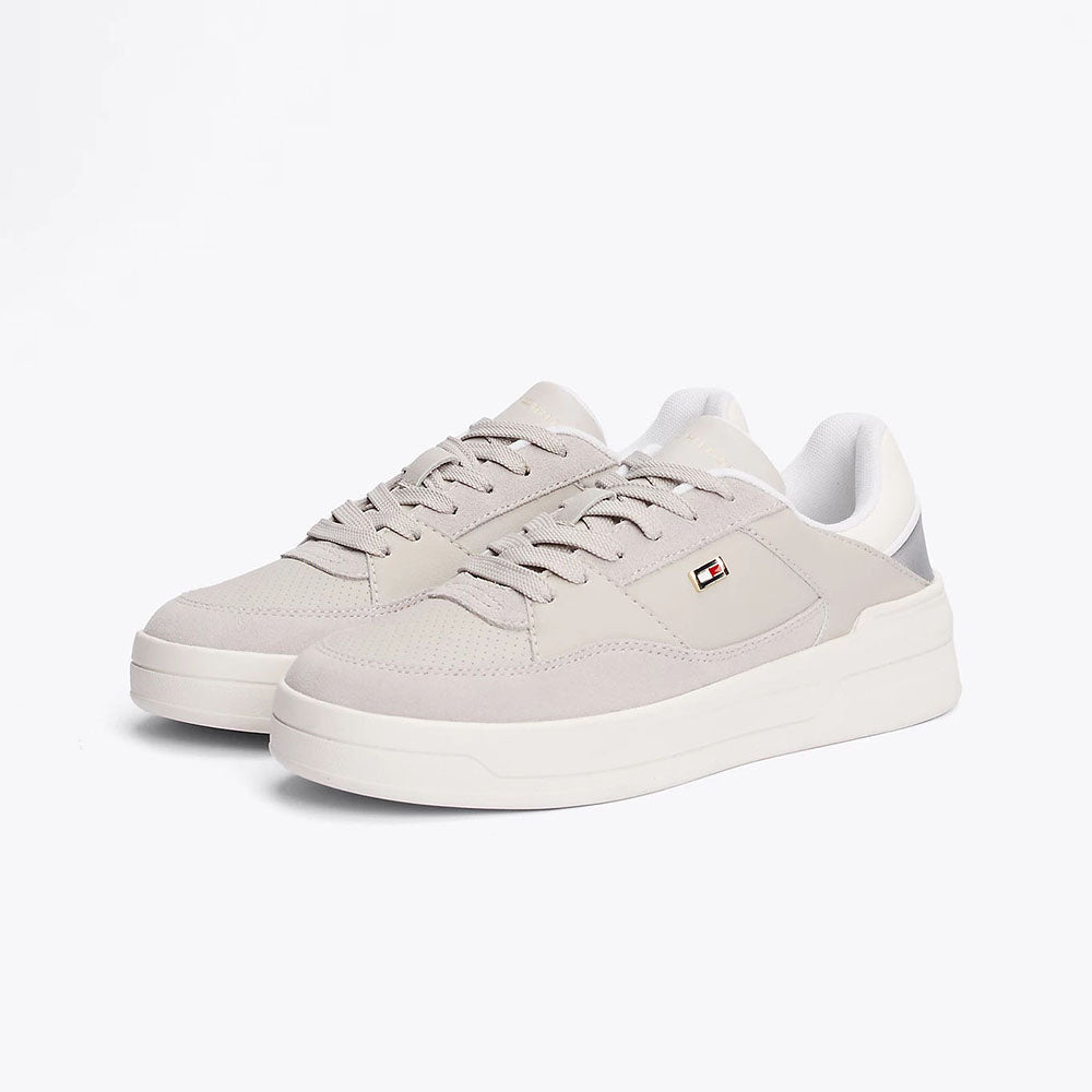 נעלי טומי הילפיגר Metallic Panel Basketball Trainers נשים