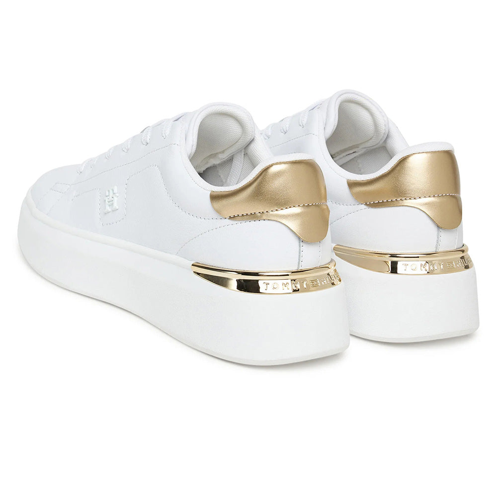 נעלי טומי הילפיגר Chic Platform נשים