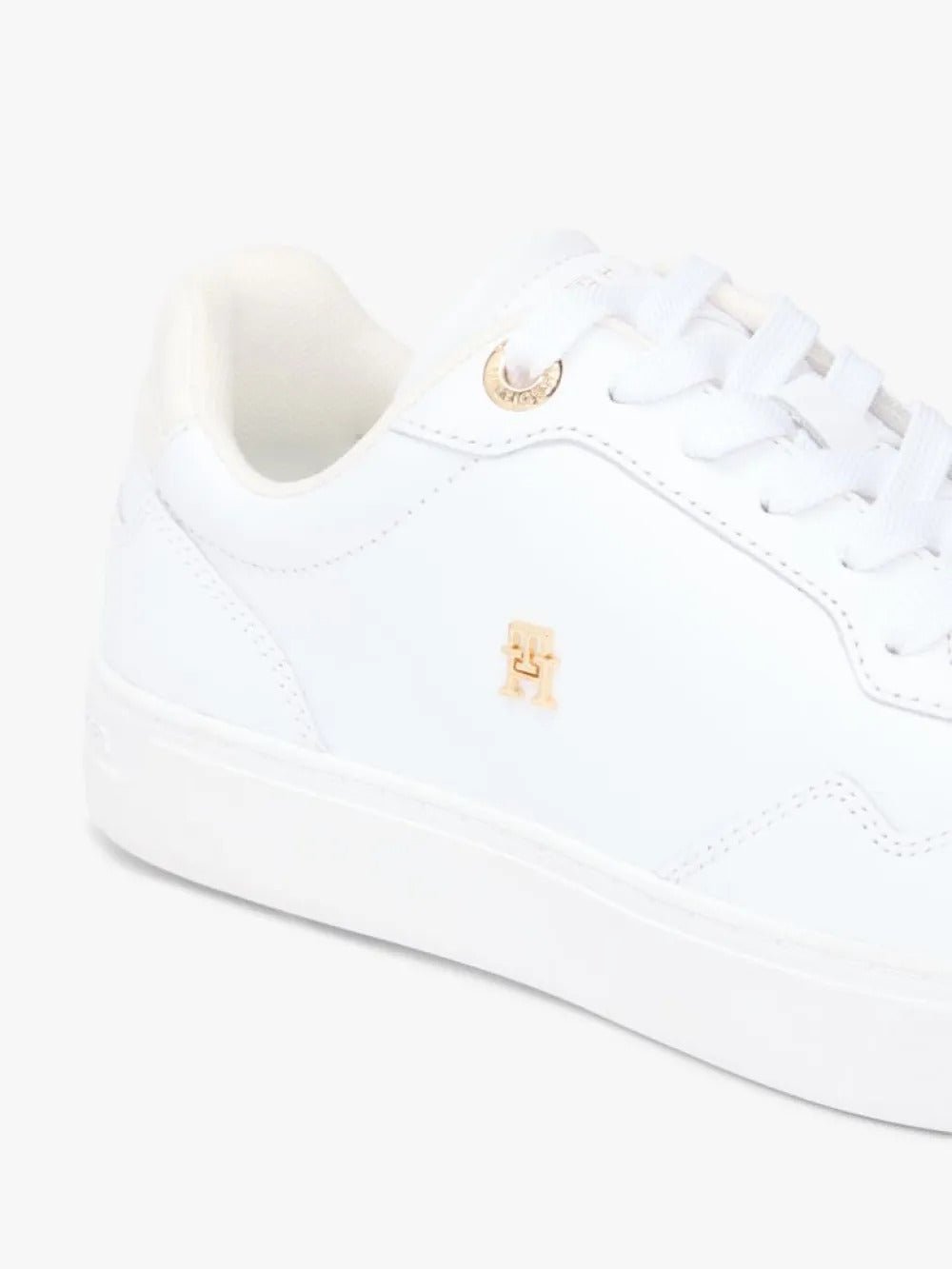 נעלי טומי הילפיגר Leather Mixed Texture Cupsole Trainers נשים