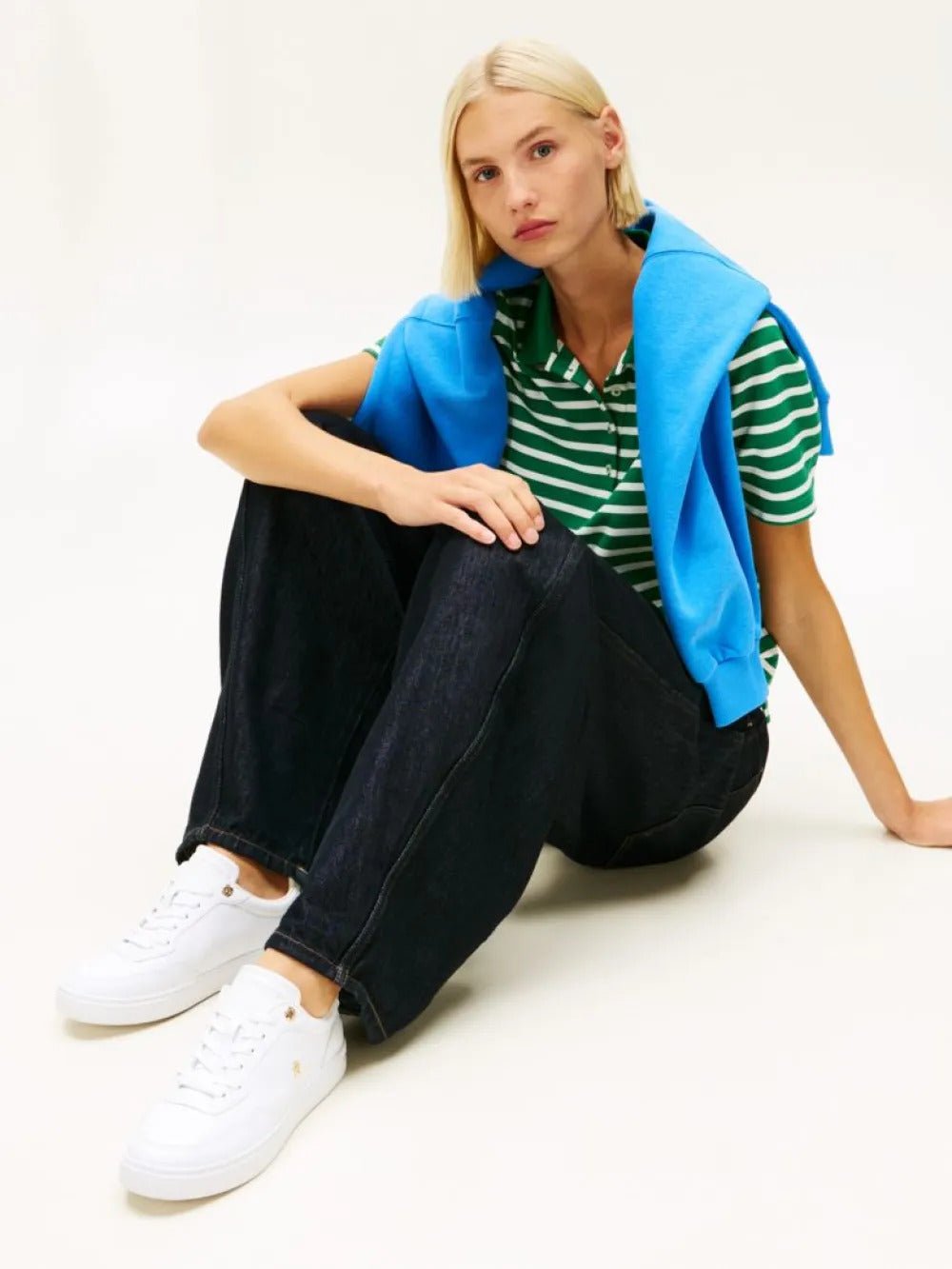 נעלי טומי הילפיגר Leather Mixed Texture Cupsole Trainers נשים