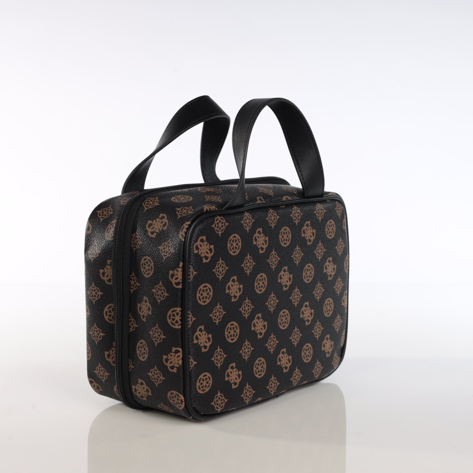 תיק איפור Guess Wilder Small Toietry נשים