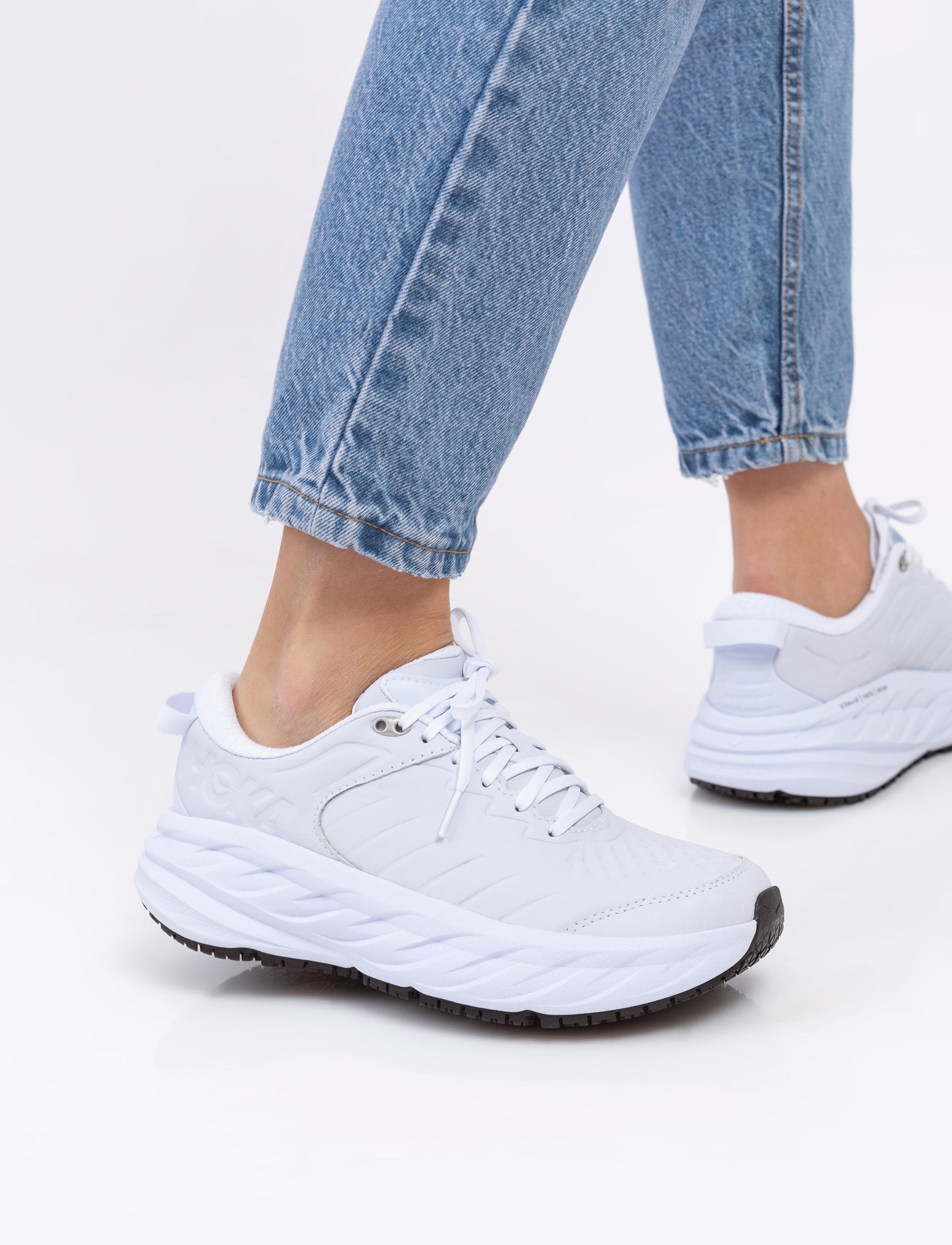 Hoka Bondi SR - נעלי ספורט נשים הוקה בונדי אס-אר בצבע לבן