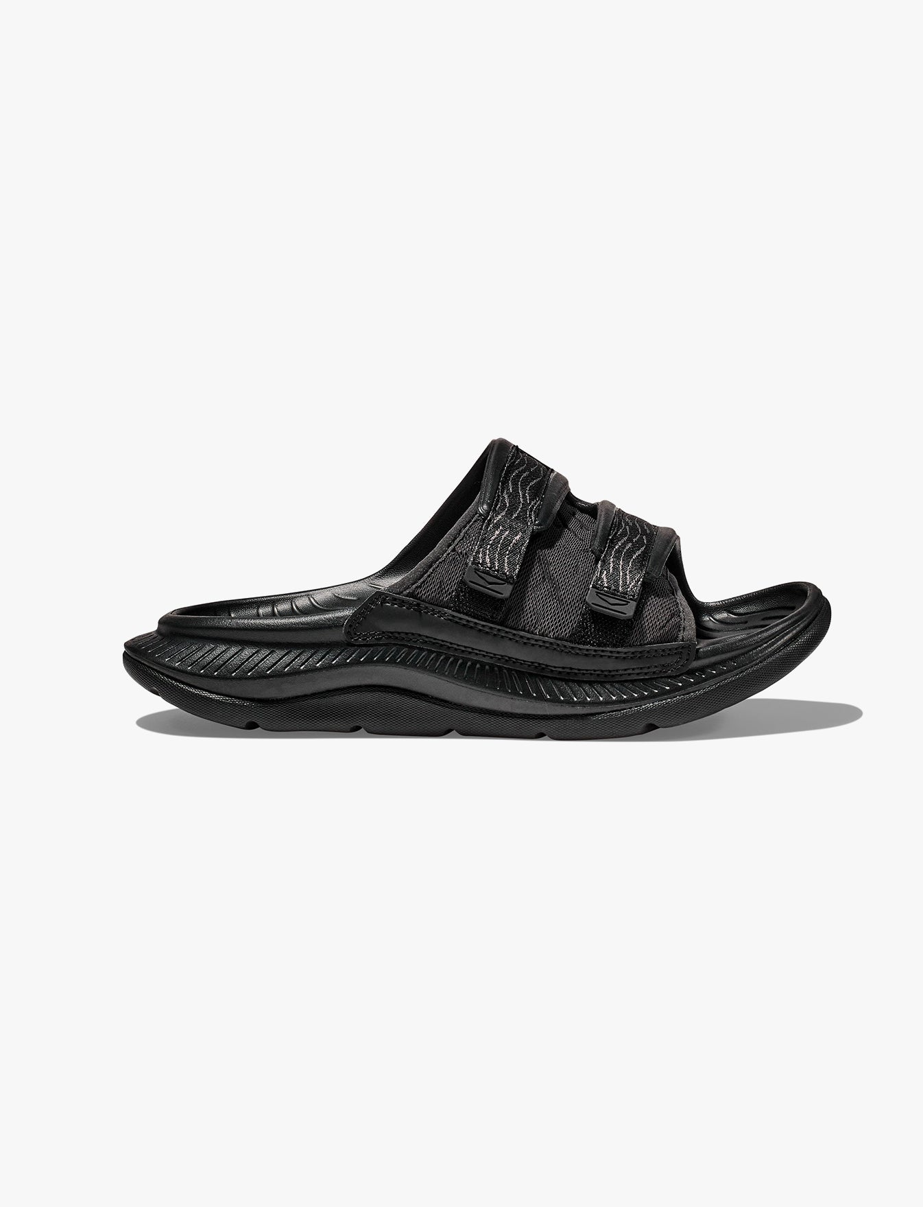 HOKA ORA LUXE - כפכפי אורה לוקס הוקה בצבע שחור