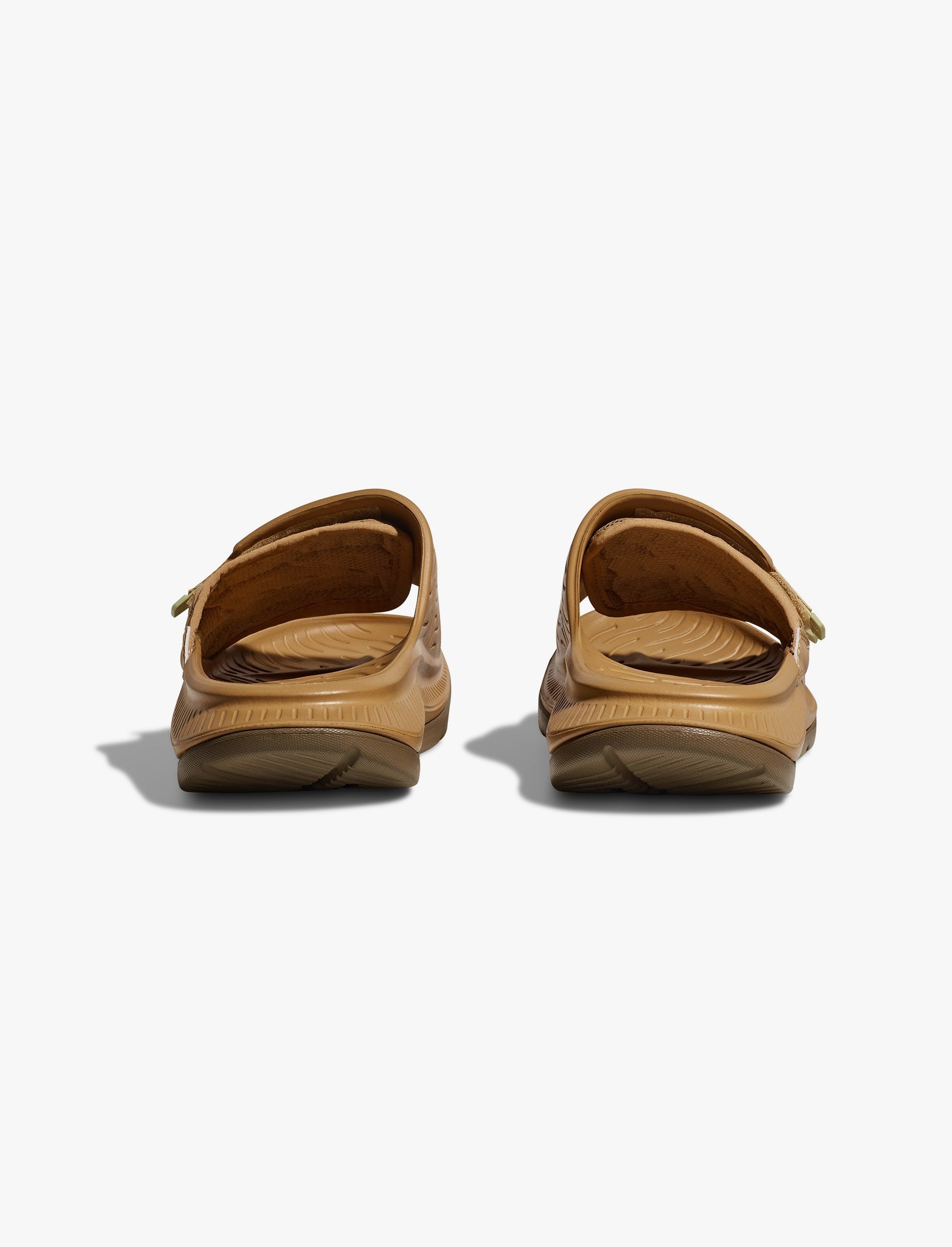 HOKA ORA LUXE U - כפכפי אורה לוקס הוקה בצבע צהוב חיטה/משרום