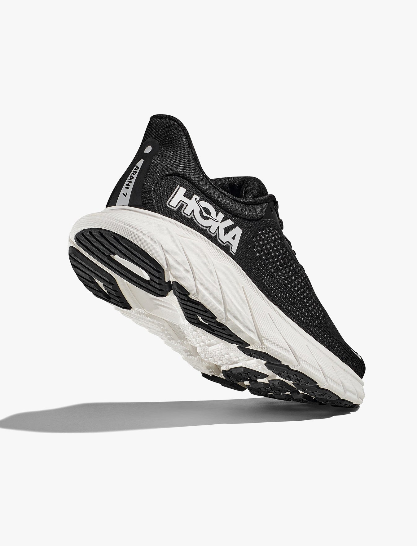 HOKA Arahi 7 - נעלי ספורט נשים הוקה ארהי 7 בצבע שחור/לבן